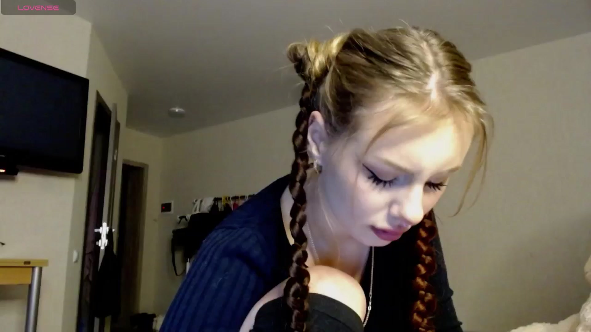 Gallery image thumbnail from YaeMiko's myfreecams stream on, 02/25/2025, 23:16 image 4 of 20