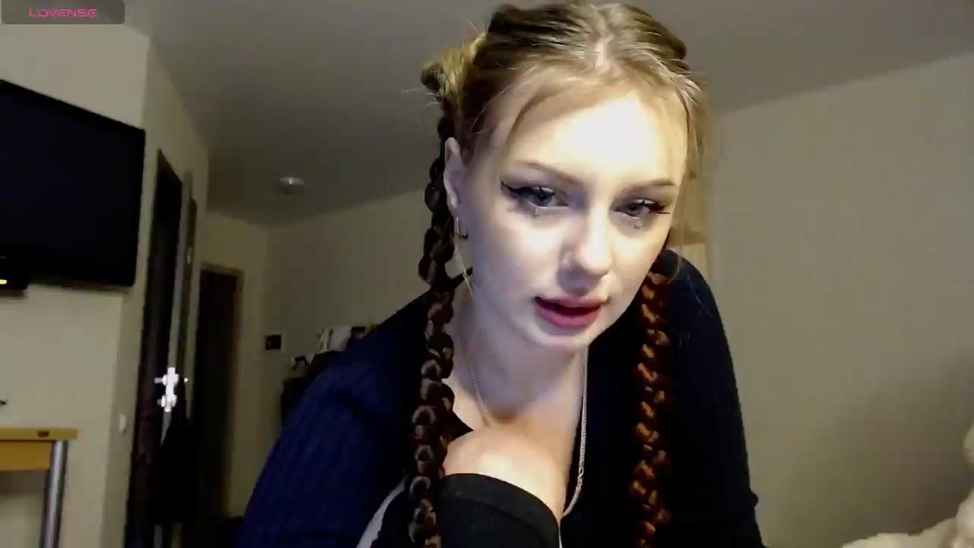 Gallery image thumbnail from YaeMiko's myfreecams stream on, 02/25/2025, 23:16 image 3 of 20