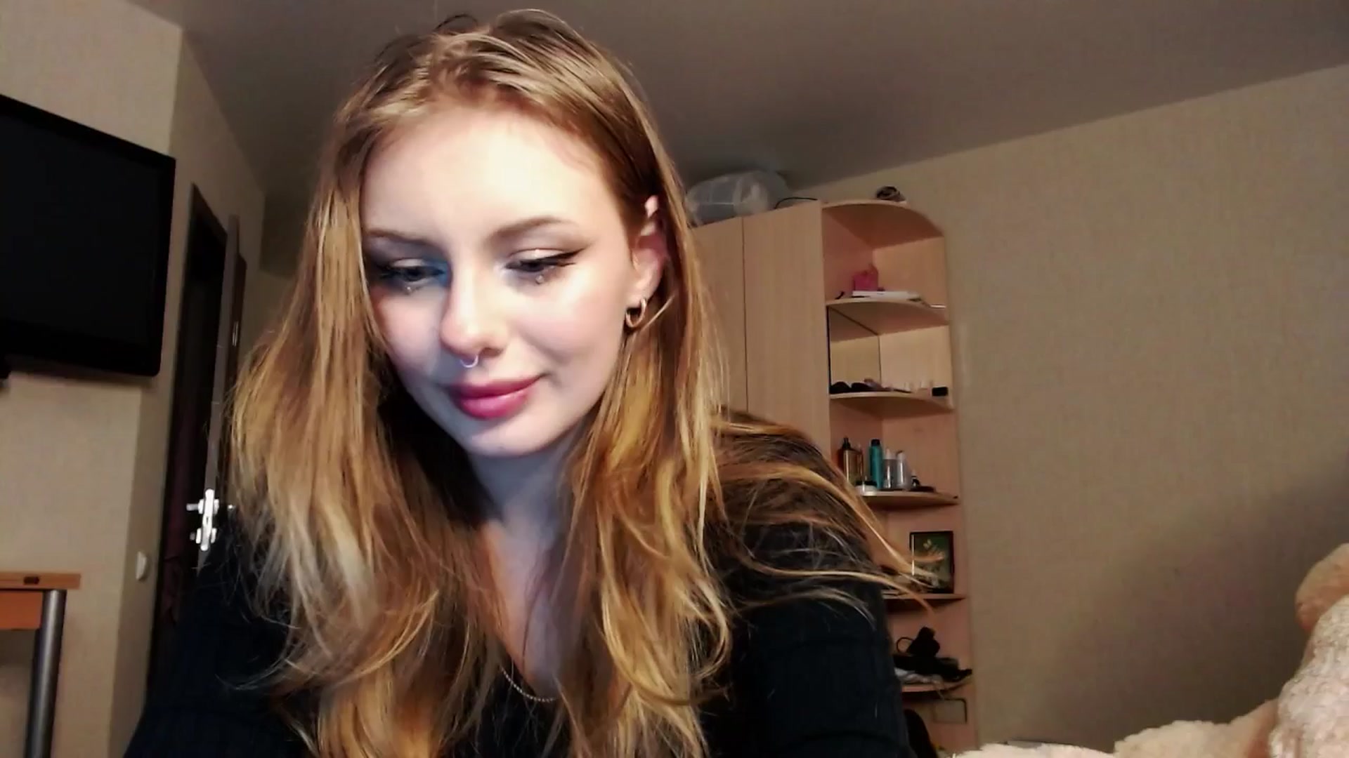 Gallery image thumbnail from YaeMiko's myfreecams stream on, 02/26/2025, 02:40 image 13 of 20