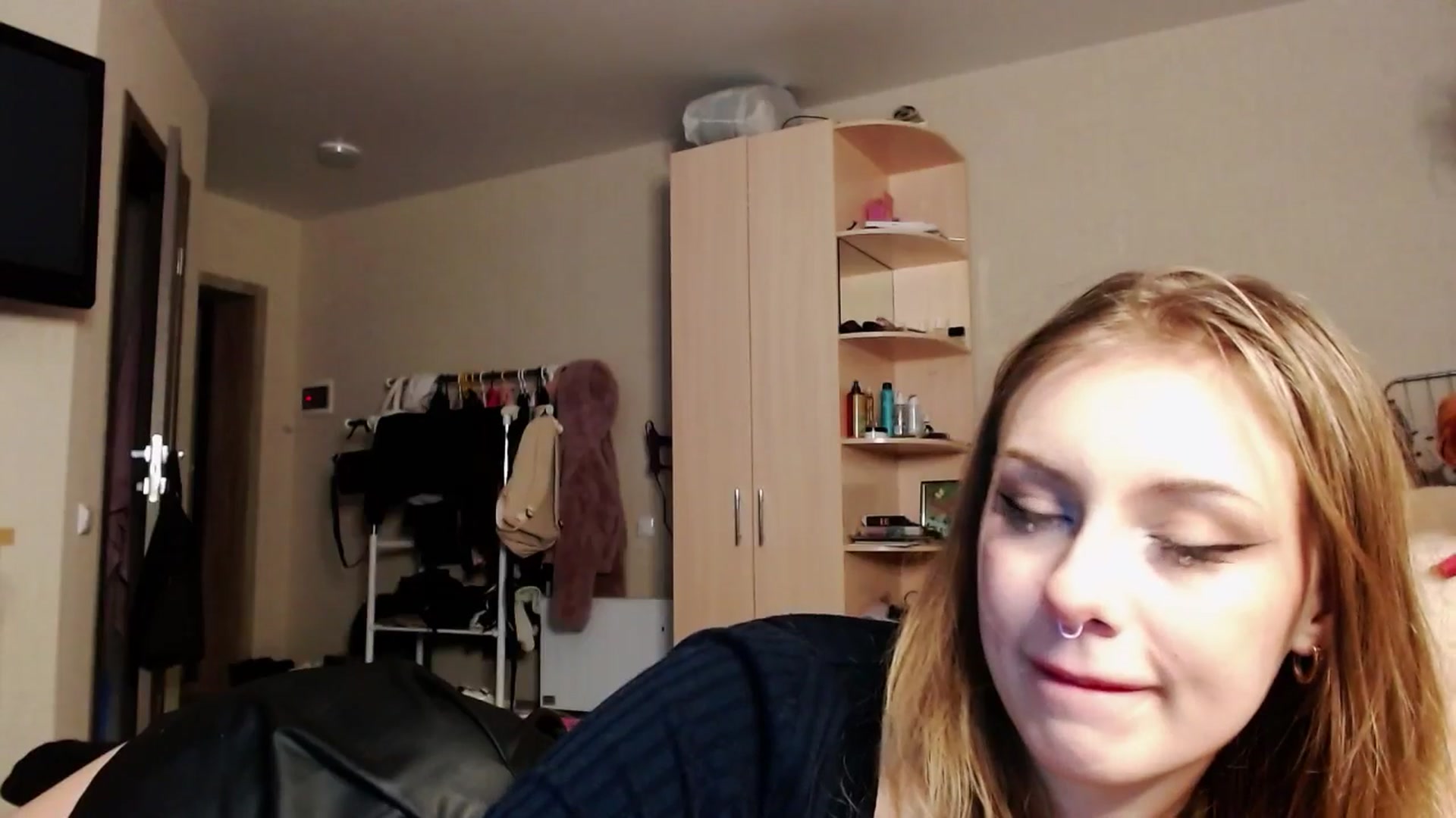 Gallery image thumbnail from YaeMiko's myfreecams stream on, 02/26/2025, 02:40 image 18 of 20
