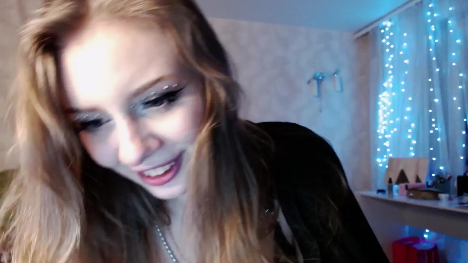 Gallery image thumbnail from YaeMiko's myfreecams stream on, 03/03/2025, 20:45 image 11 of 20