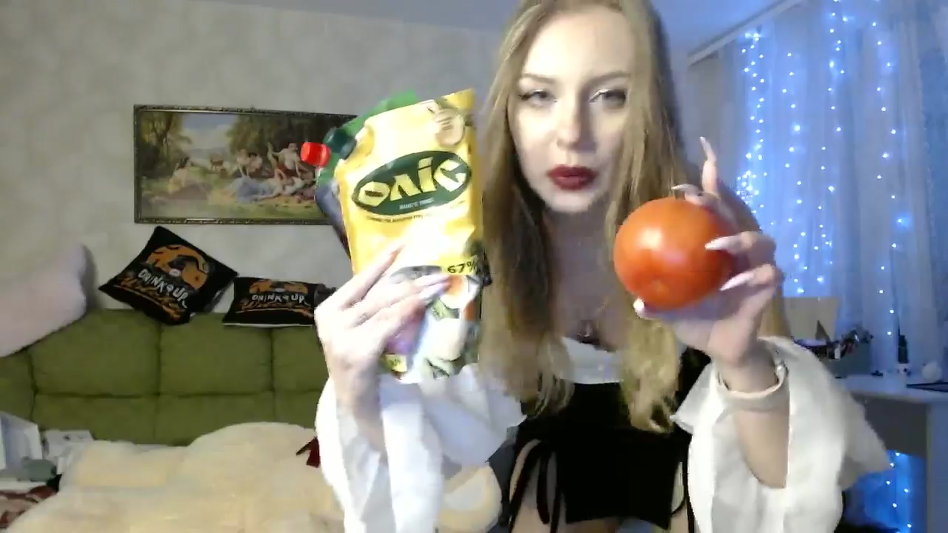 Gallery image thumbnail from YaeMiko's myfreecams stream on, 04/07/2025, 03:18 image 10 of 20