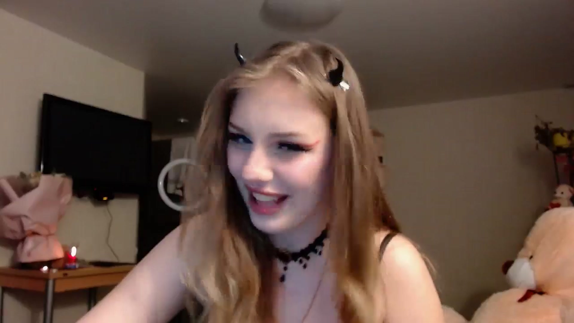Gallery image thumbnail from YaeMiko's myfreecams stream on, 04/30/2025, 20:14 image 13 of 20
