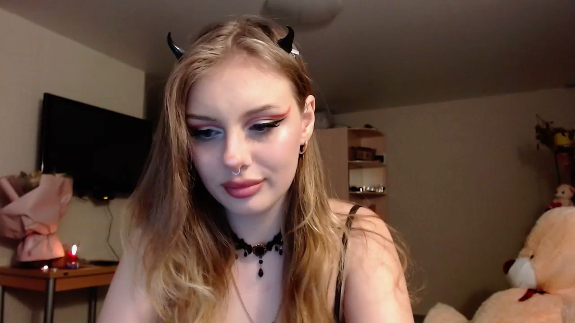 Gallery image thumbnail from YaeMiko's myfreecams stream on, 04/30/2025, 20:14 image 8 of 20