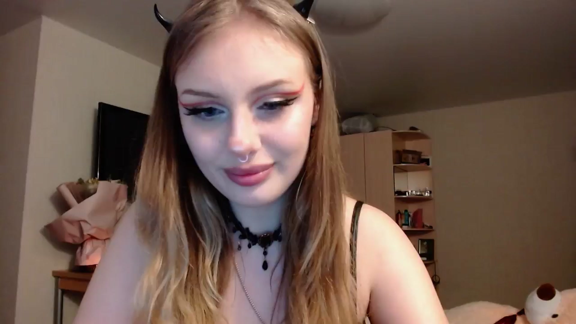 Gallery image thumbnail from YaeMiko's myfreecams stream on, 04/30/2025, 23:24 image 6 of 20