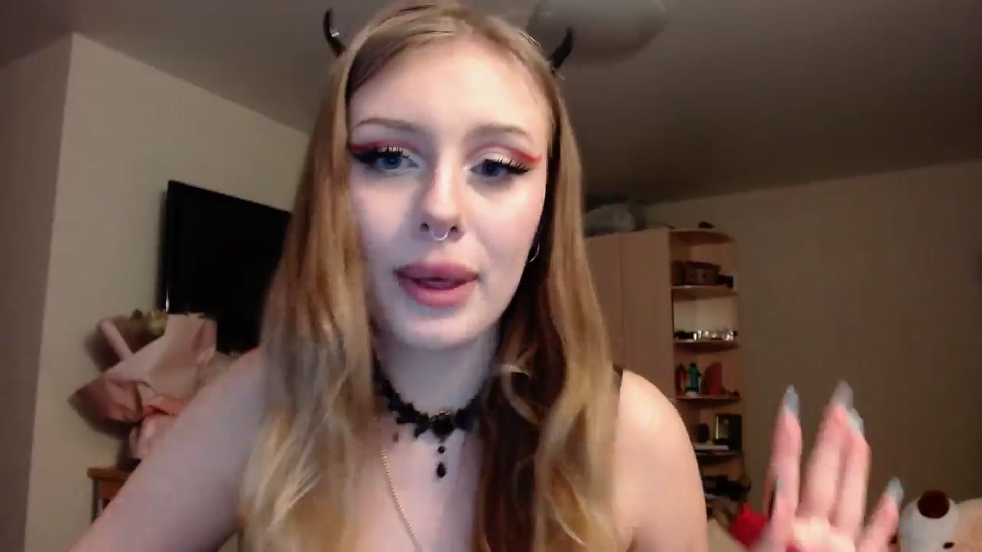 Gallery image thumbnail from YaeMiko's myfreecams stream on, 04/30/2025, 23:24 image 2 of 20