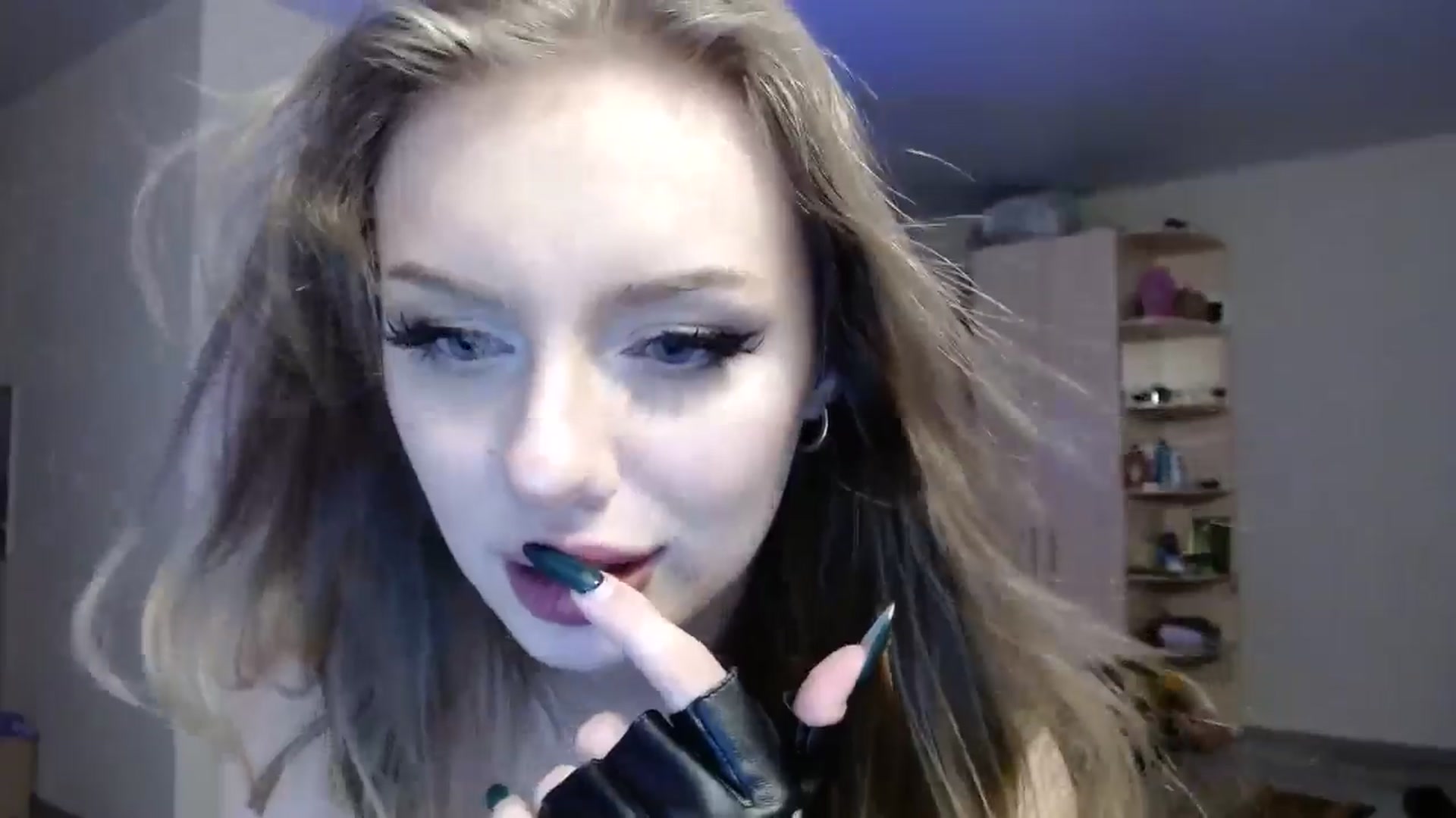 Gallery image thumbnail from YaeMiko's myfreecams stream on, 06/04/2025, 21:07 image 2 of 20