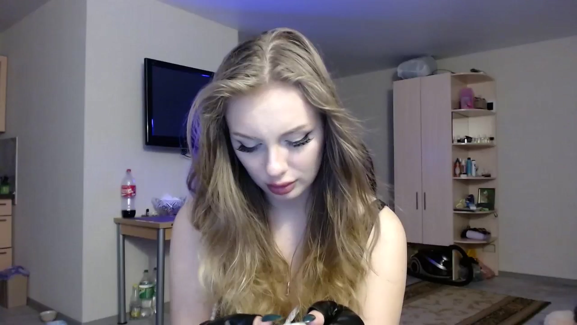 Gallery image thumbnail from YaeMiko's myfreecams stream on, 06/04/2025, 21:07 image 15 of 20