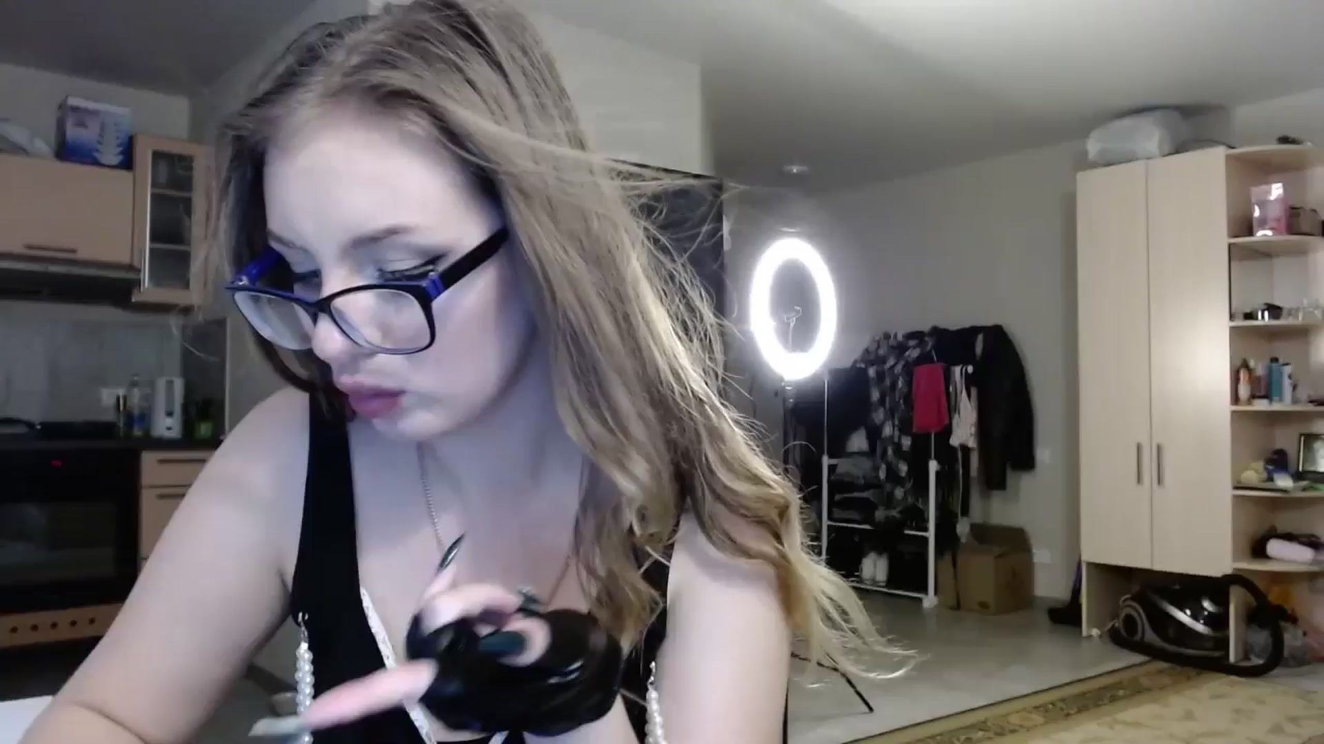Gallery image thumbnail from YaeMiko's myfreecams stream on, 06/05/2025, 01:28 image 1 of 20
