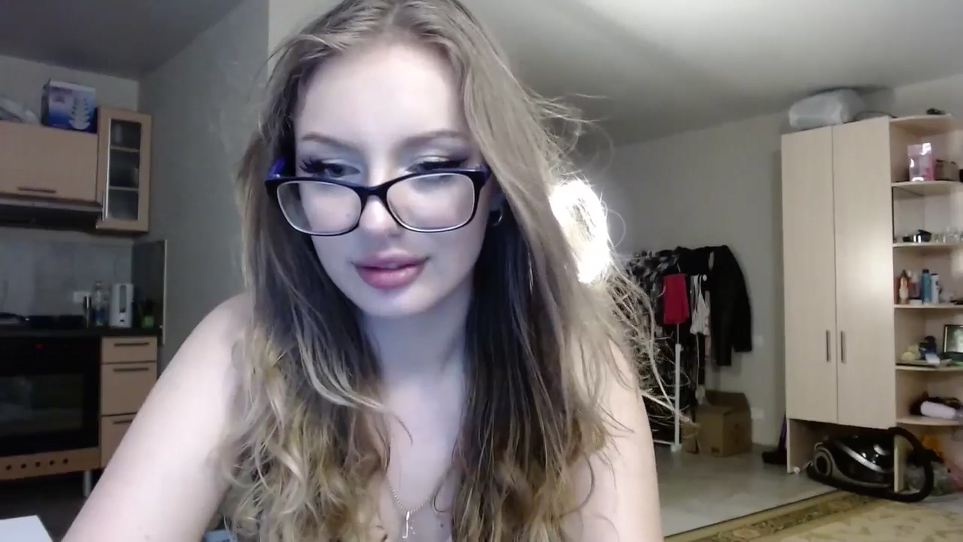 Gallery image thumbnail from YaeMiko's myfreecams stream on, 06/05/2025, 01:28 image 4 of 20