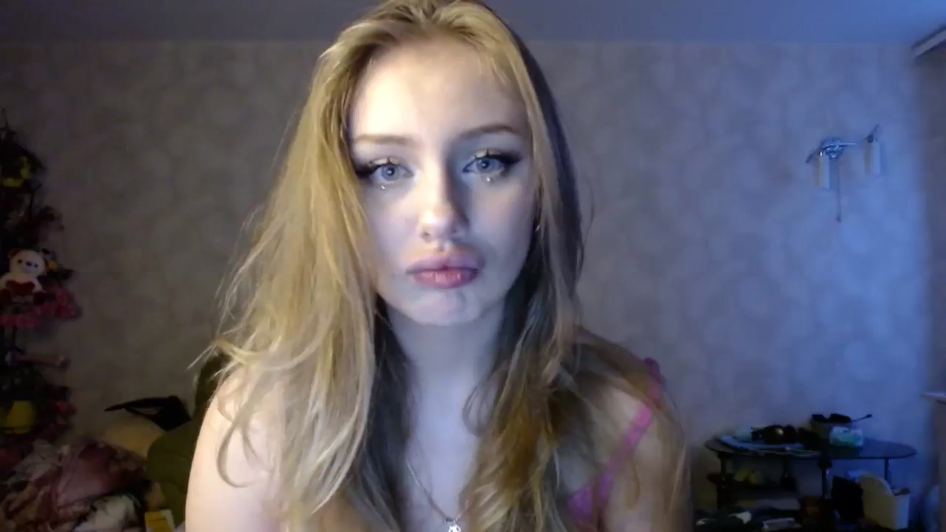 Gallery image thumbnail from YaeMiko's myfreecams stream on, 06/21/2025, 01:50 image 11 of 20