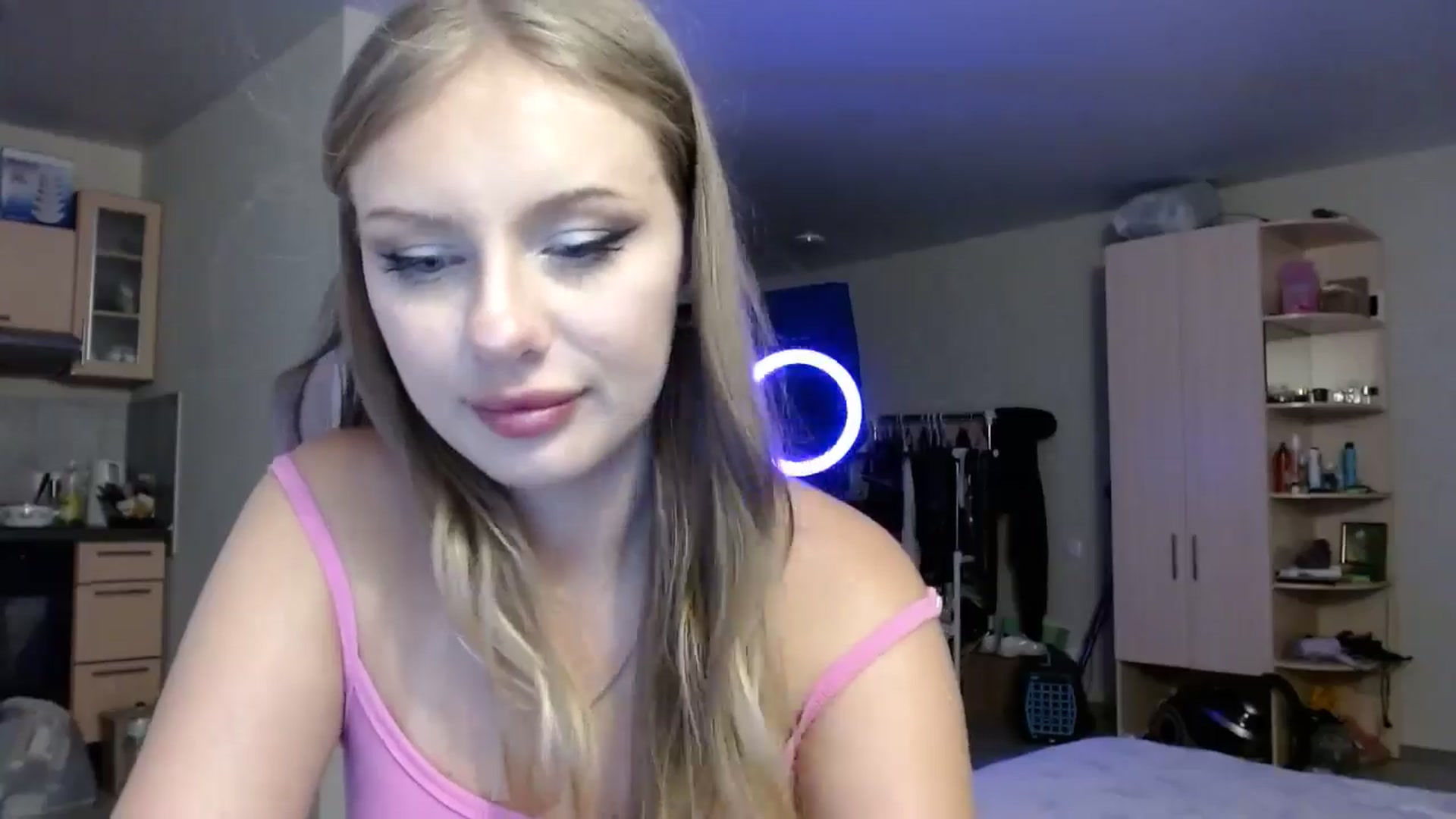 Gallery image thumbnail from YaeMiko's myfreecams stream on, 07/29/2025, 24:23 image 7 of 20