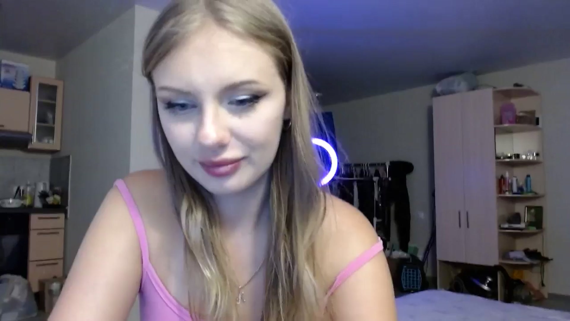 Gallery image thumbnail from YaeMiko's myfreecams stream on, 07/29/2025, 24:23 image 14 of 20