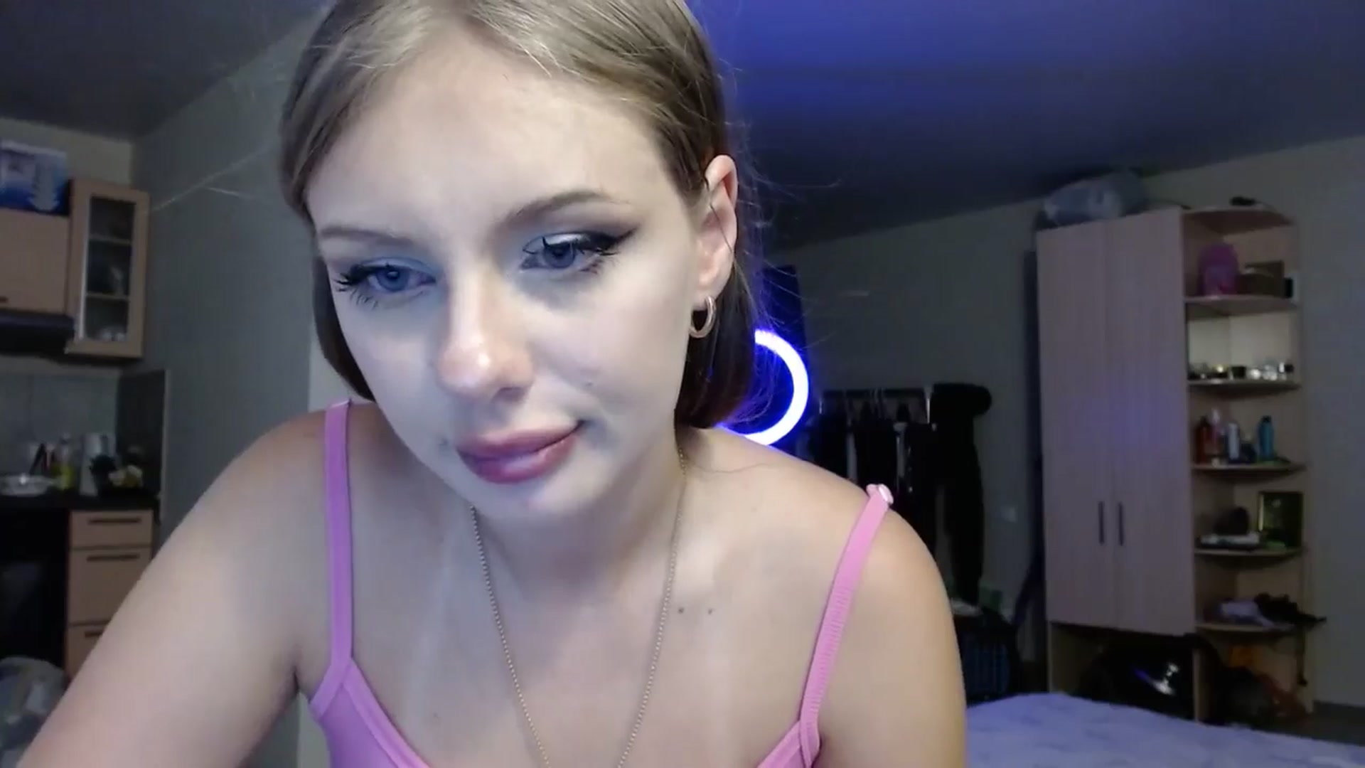 Gallery image thumbnail from YaeMiko's myfreecams stream on, 07/29/2025, 24:23 image 20 of 20
