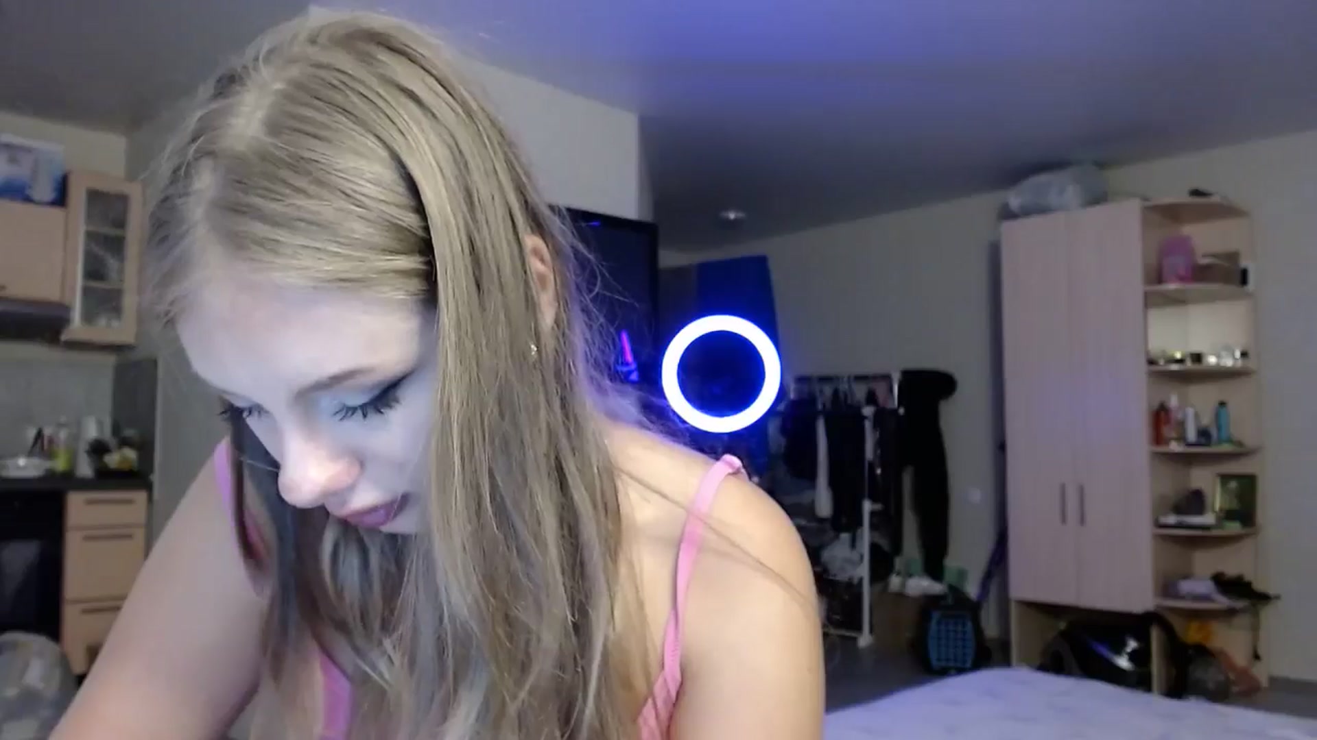 Gallery image thumbnail from YaeMiko's myfreecams stream on, 07/29/2025, 24:23 image 17 of 20