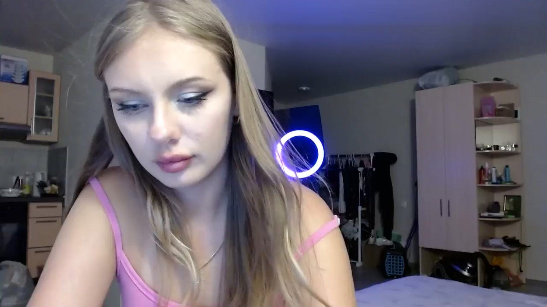 Gallery image thumbnail from YaeMiko's myfreecams stream on, 07/29/2025, 24:23 image 8 of 20