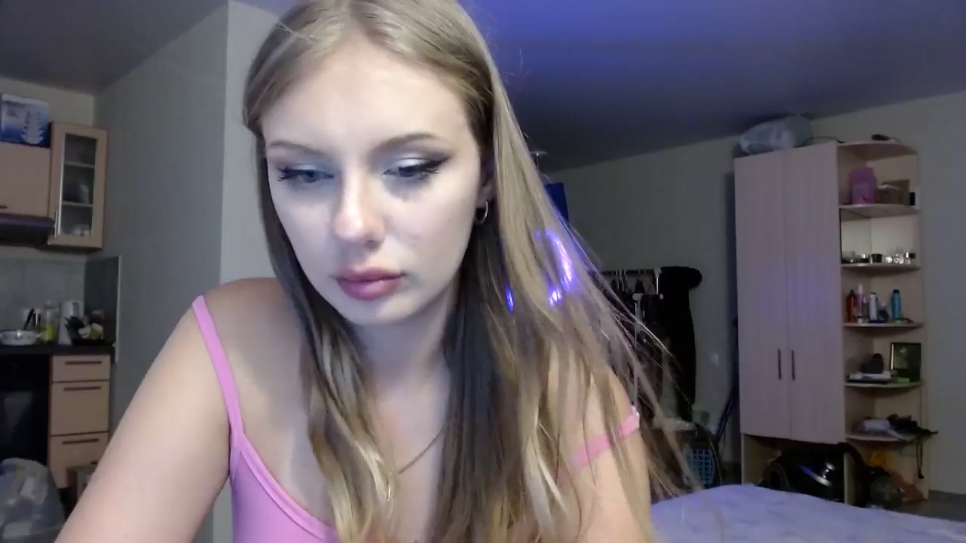 Gallery image thumbnail from YaeMiko's myfreecams stream on, 07/29/2025, 24:23 image 11 of 20