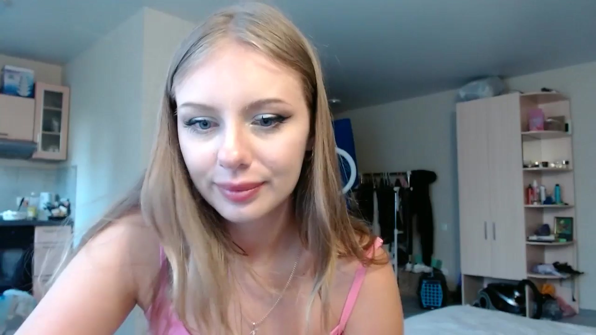 Gallery image thumbnail from YaeMiko's myfreecams stream on, 07/29/2025, 03:09 image 20 of 20