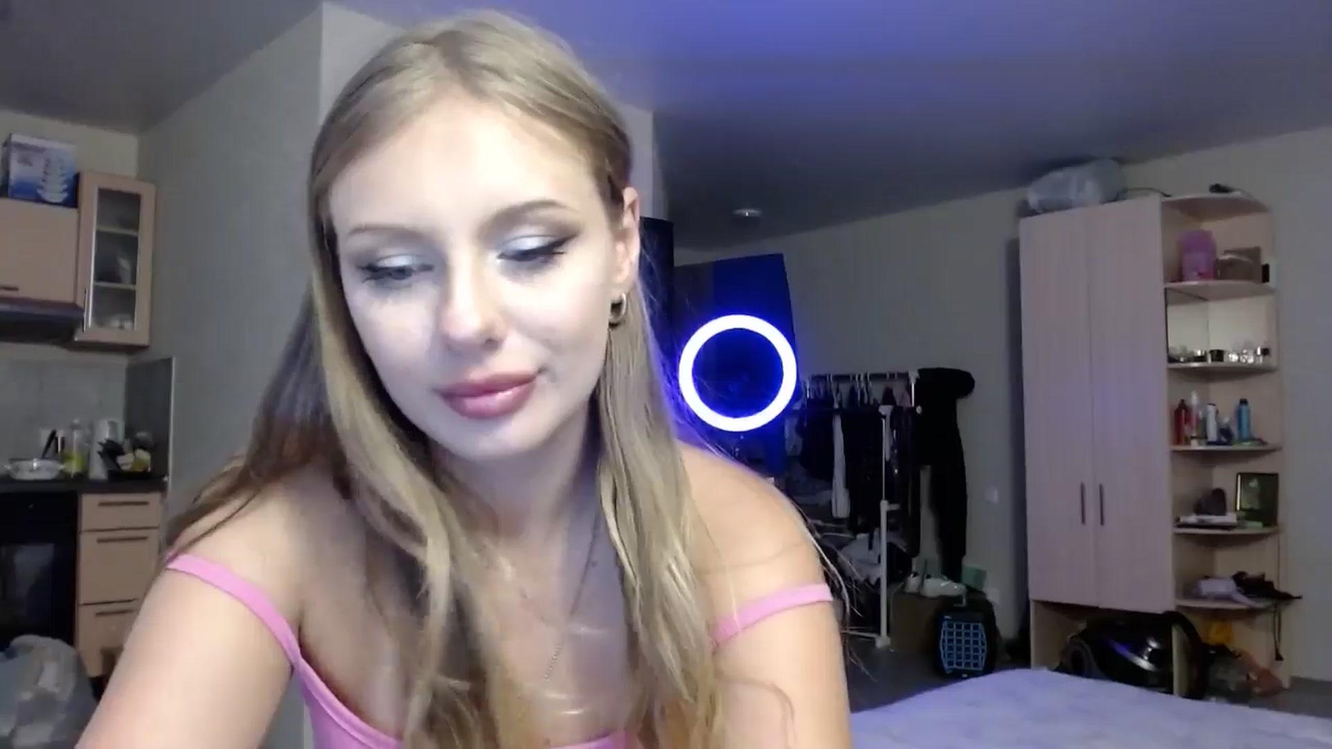 Gallery image thumbnail from YaeMiko's myfreecams stream on, 07/29/2025, 03:09 image 5 of 20