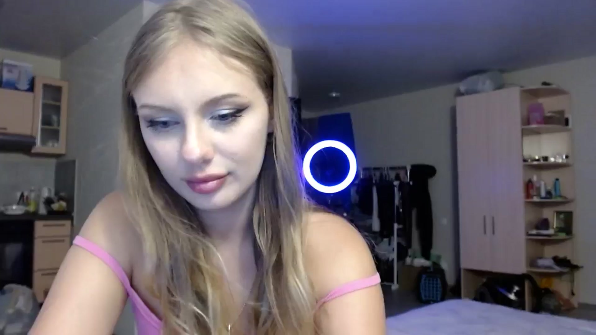 Gallery image thumbnail from YaeMiko's myfreecams stream on, 07/29/2025, 03:09 image 6 of 20