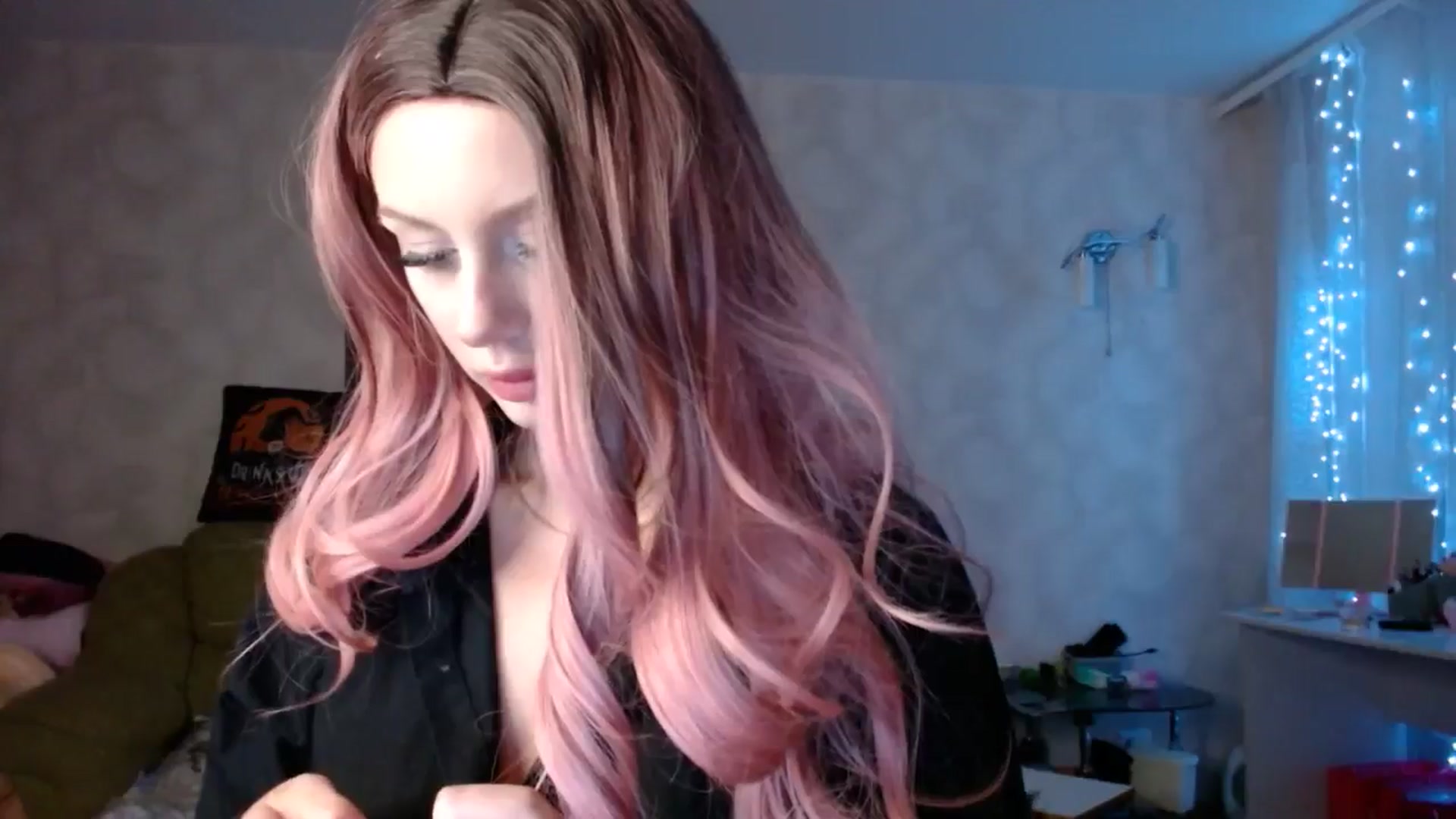 Gallery image thumbnail from YaeMiko's myfreecams stream on, 08/05/2025, 24:01 image 3 of 20