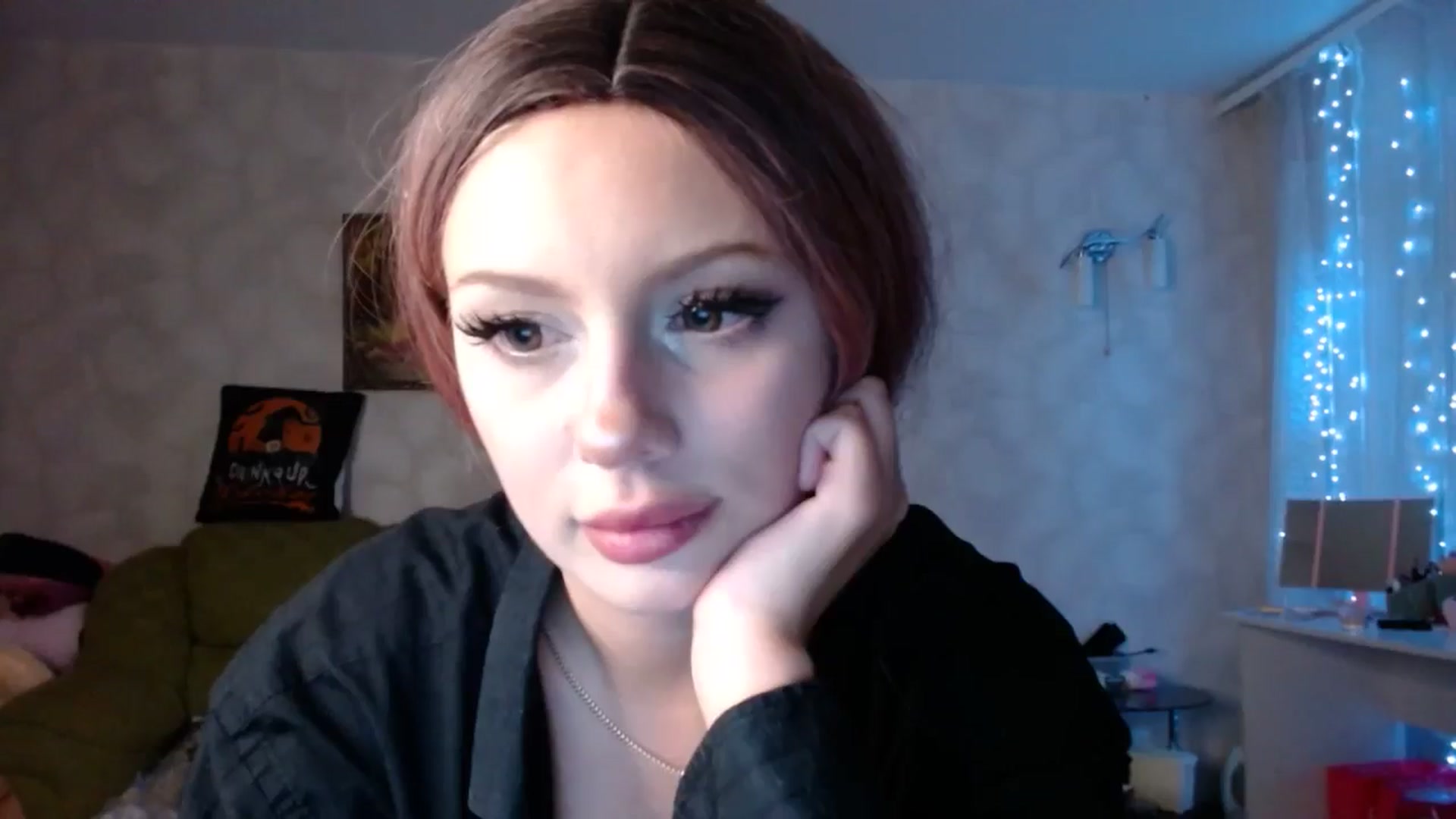 Gallery image thumbnail from YaeMiko's myfreecams stream on, 08/05/2025, 24:01 image 9 of 20