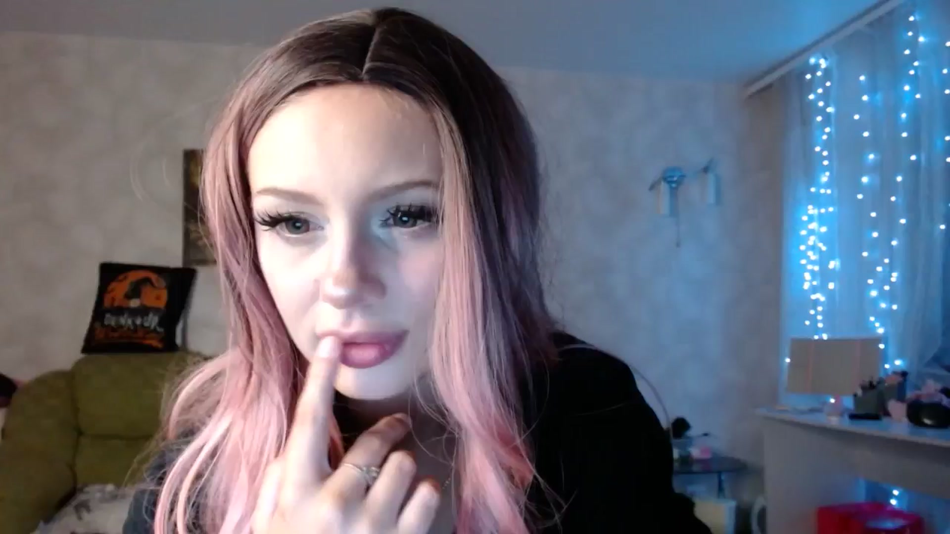 Gallery image thumbnail from YaeMiko's myfreecams stream on, 08/05/2025, 01:06 image 1 of 20