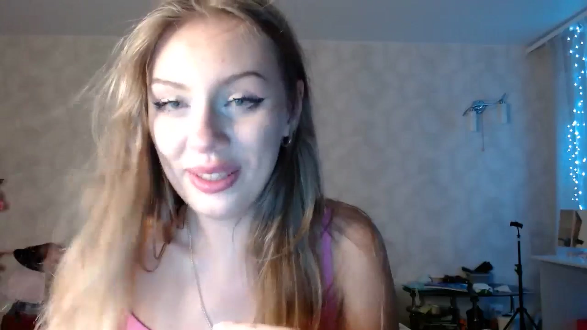 Gallery image thumbnail from YaeMiko's myfreecams stream on, 08/31/2025, 23:24 image 5 of 20