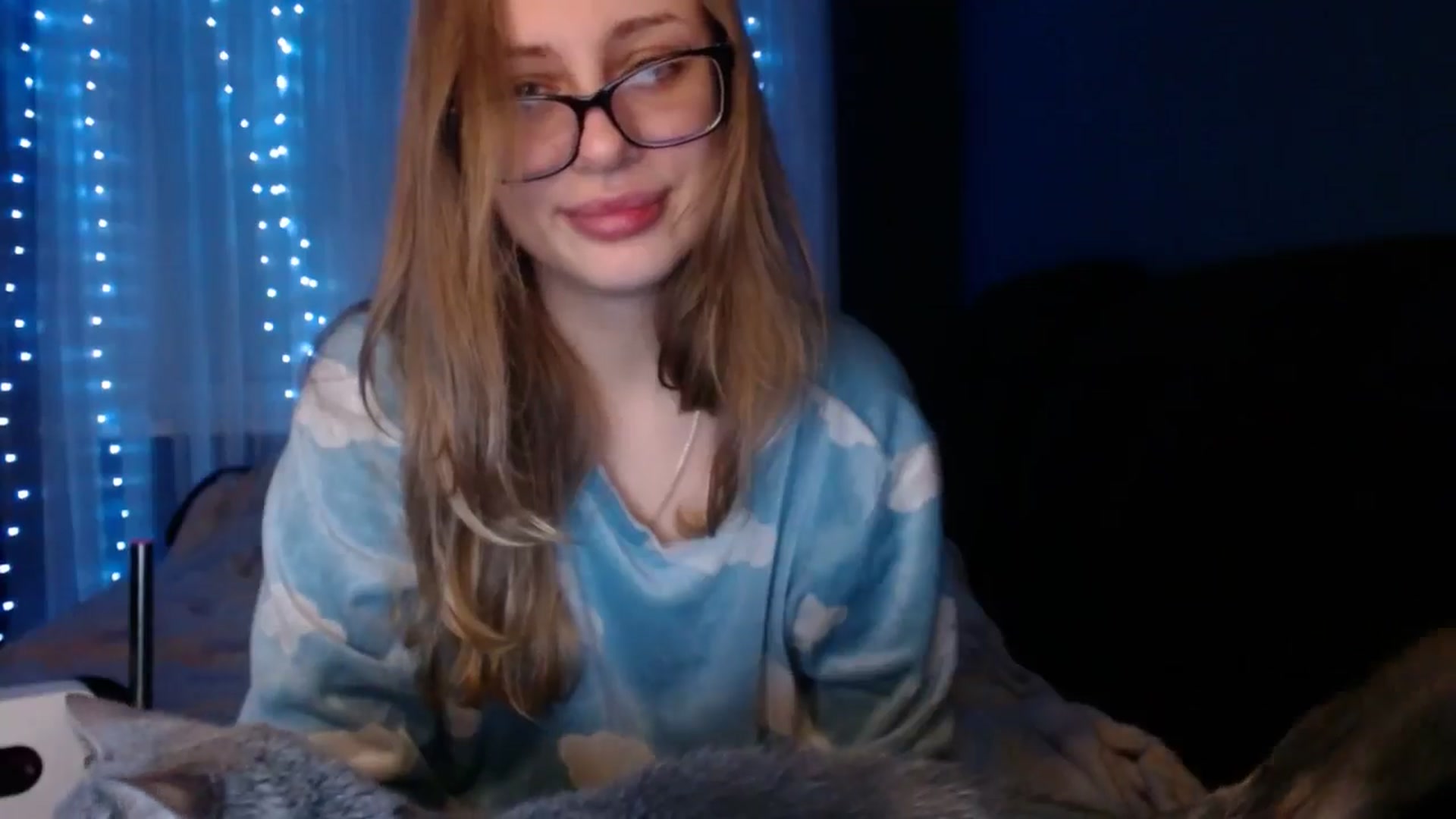 Gallery image thumbnail from YaeMiko's myfreecams stream on, 10/10/2025, 02:25 image 9 of 20