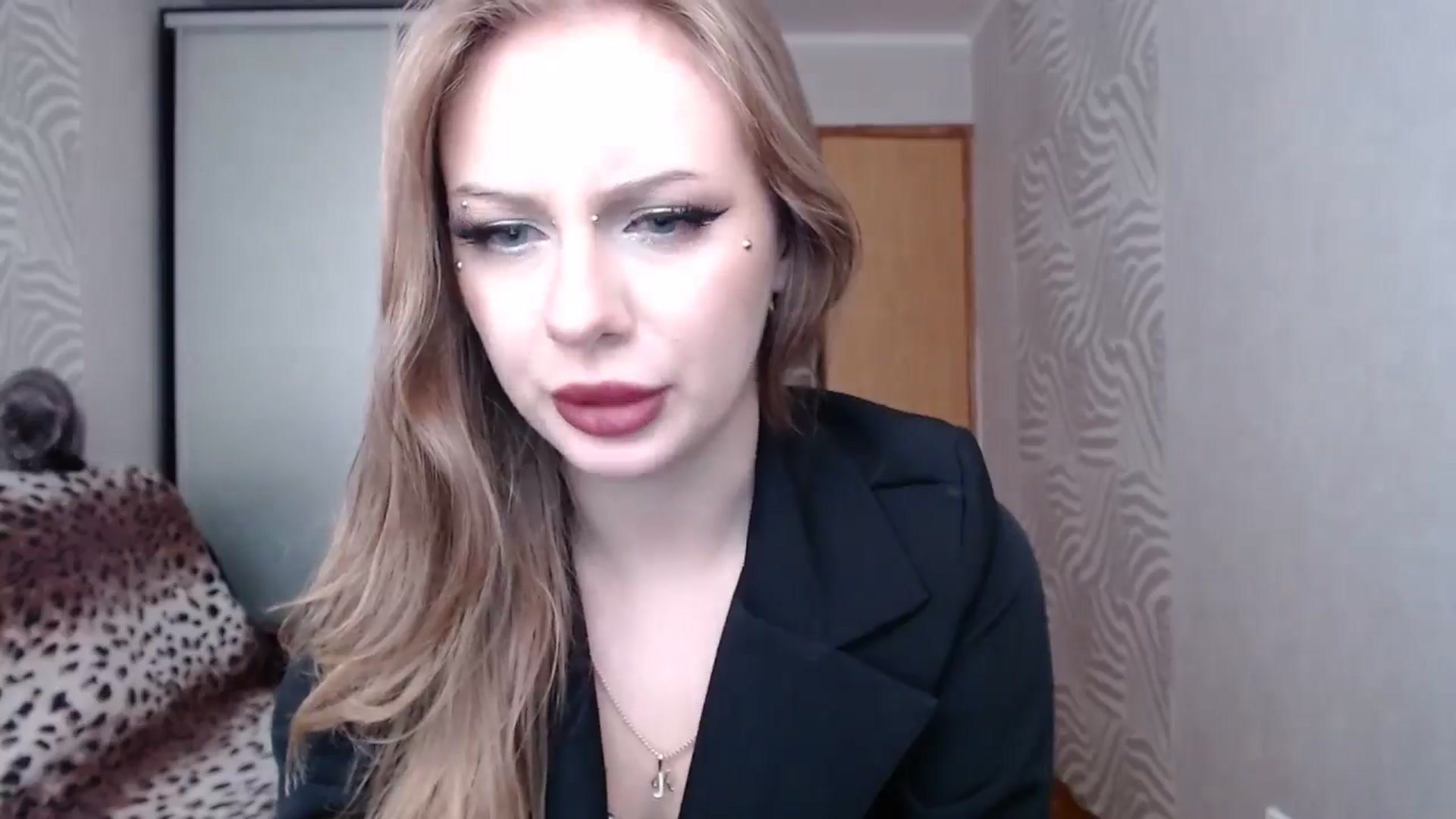 Gallery image thumbnail from YaeMiko's myfreecams stream on, 10/14/2025, 08:30 image 6 of 20