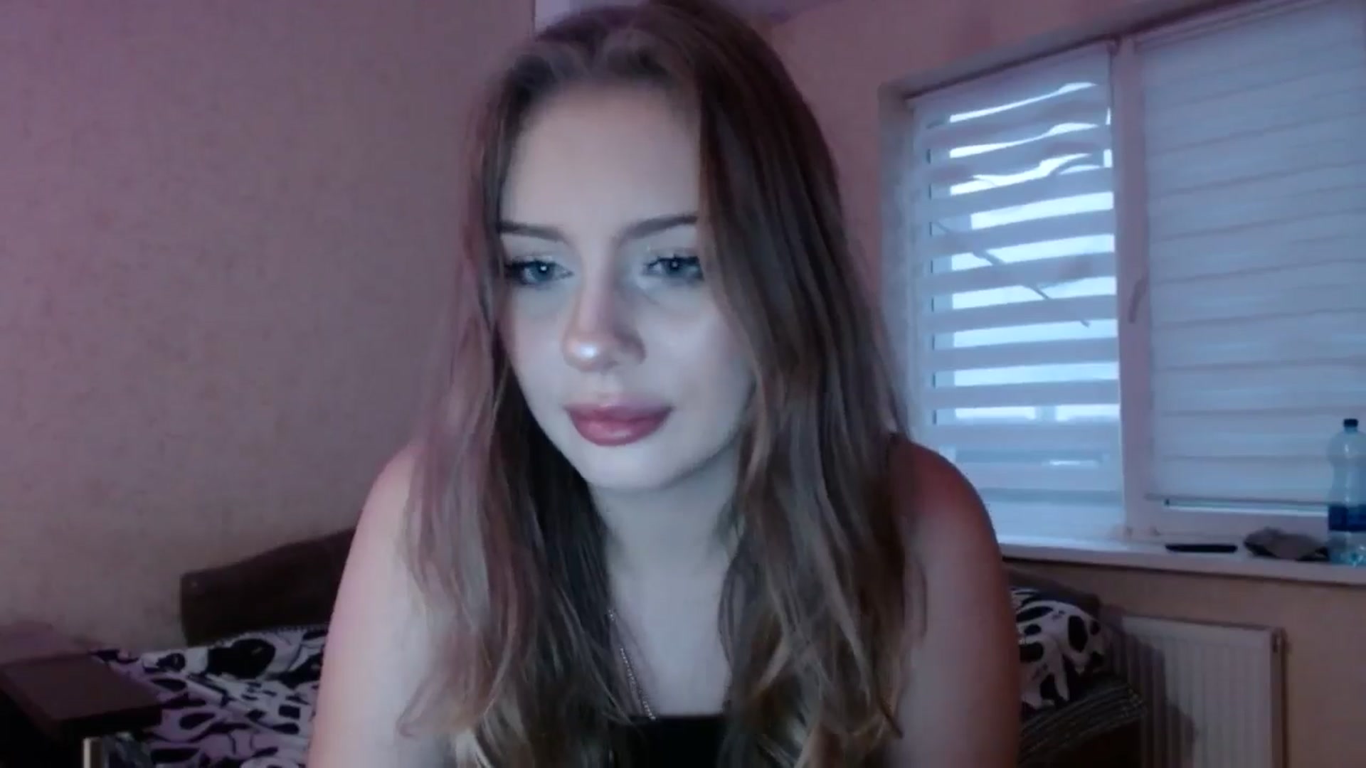 Gallery image thumbnail from YaeMiko's myfreecams stream on, 11/12/2025, 14:42 image 10 of 20