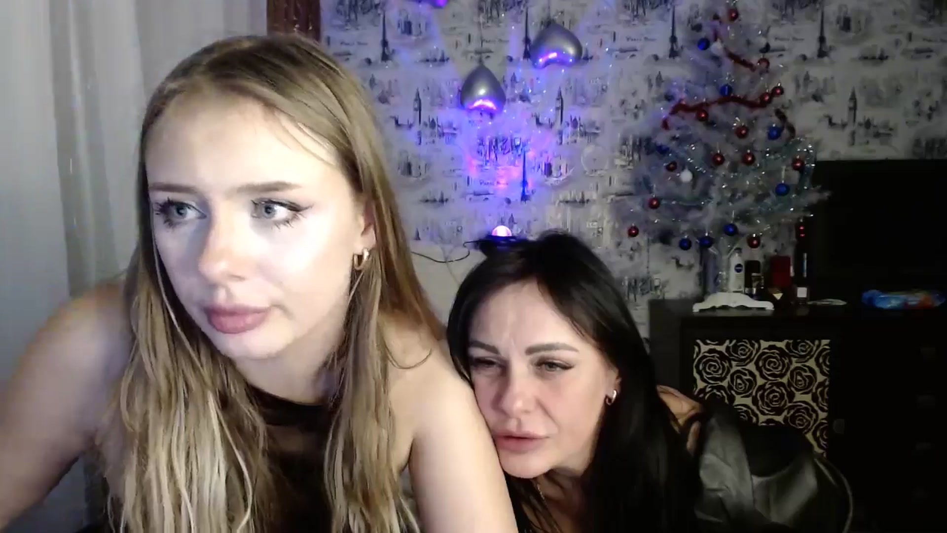 Gallery image thumbnail from YaeMiko's myfreecams stream on, 12/30/2025, 24:41 image 16 of 20