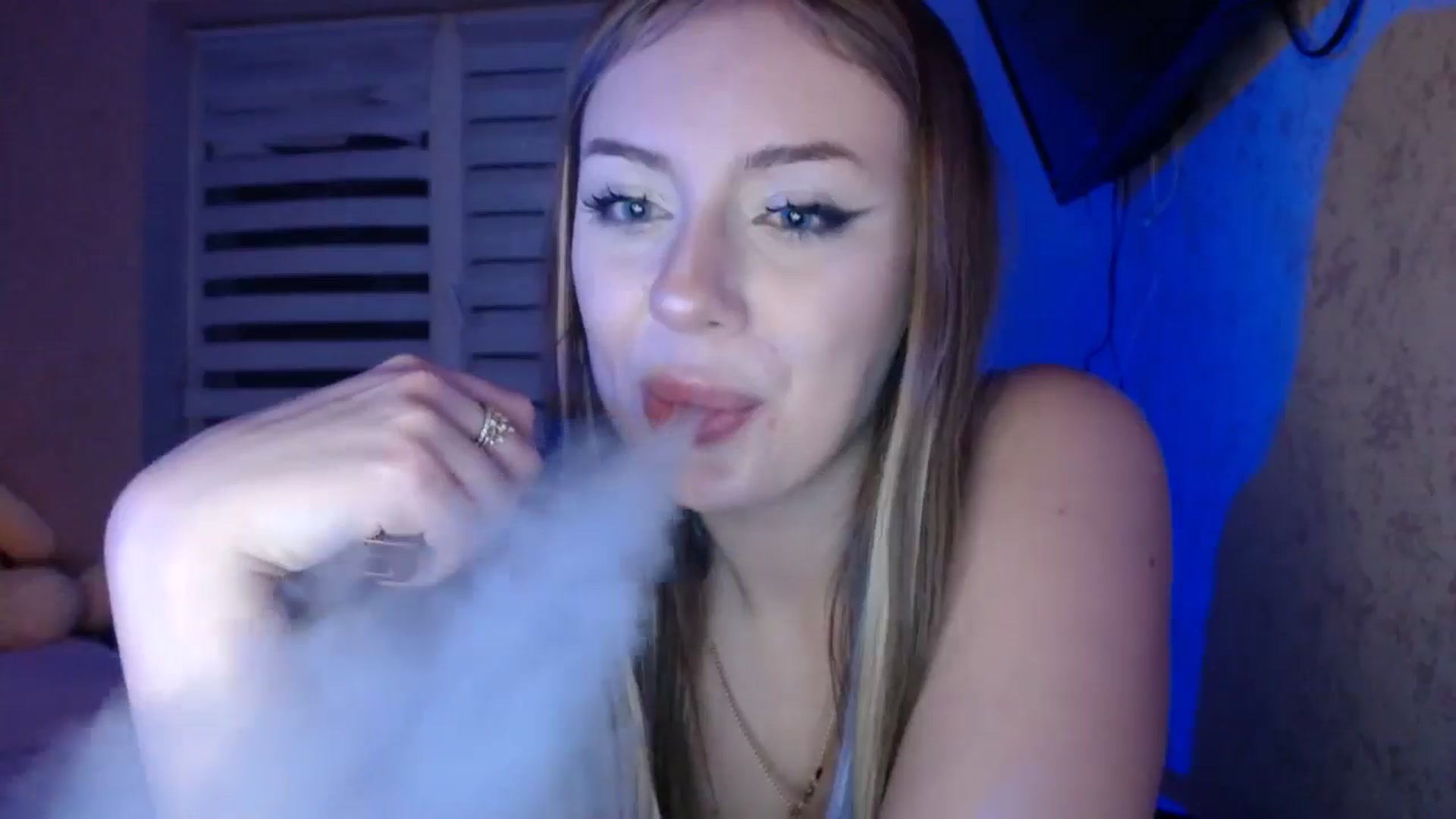 Gallery image thumbnail from YaeMiko's myfreecams stream on, 01/07/2026, 02:19 image 8 of 20