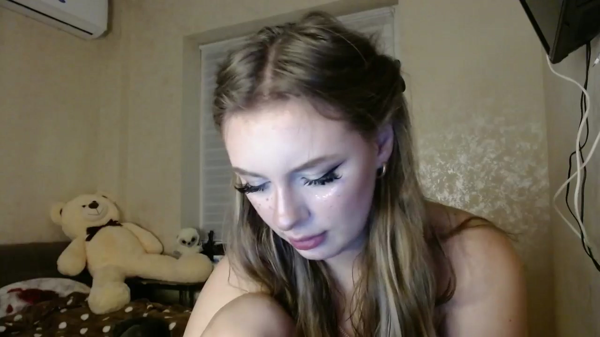 Gallery image thumbnail from YaeMiko's myfreecams stream on, 02/28/2026, 16:35 image 9 of 20