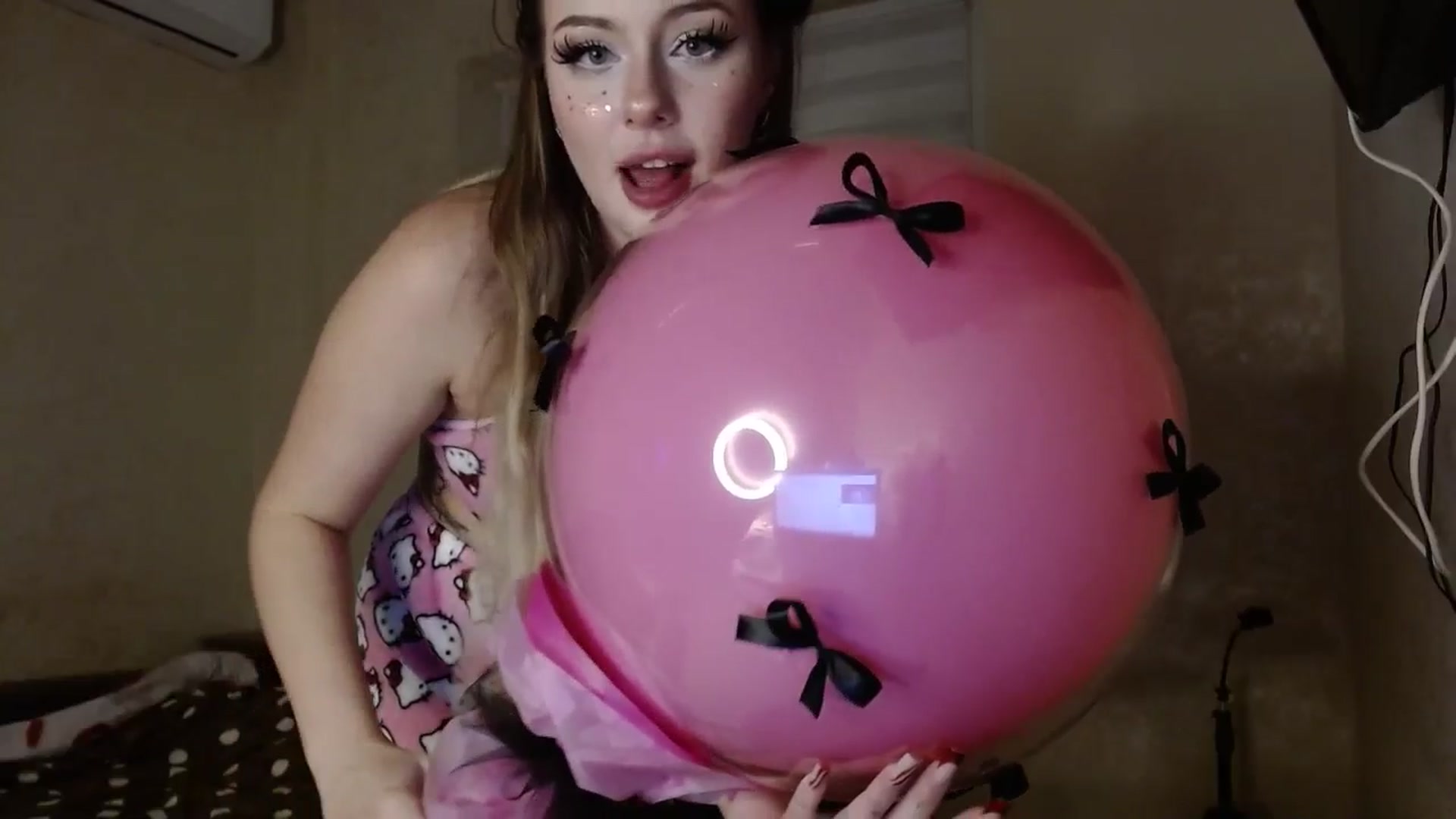 Gallery image thumbnail from YaeMiko's myfreecams stream on, 02/28/2026, 18:00 image 3 of 20