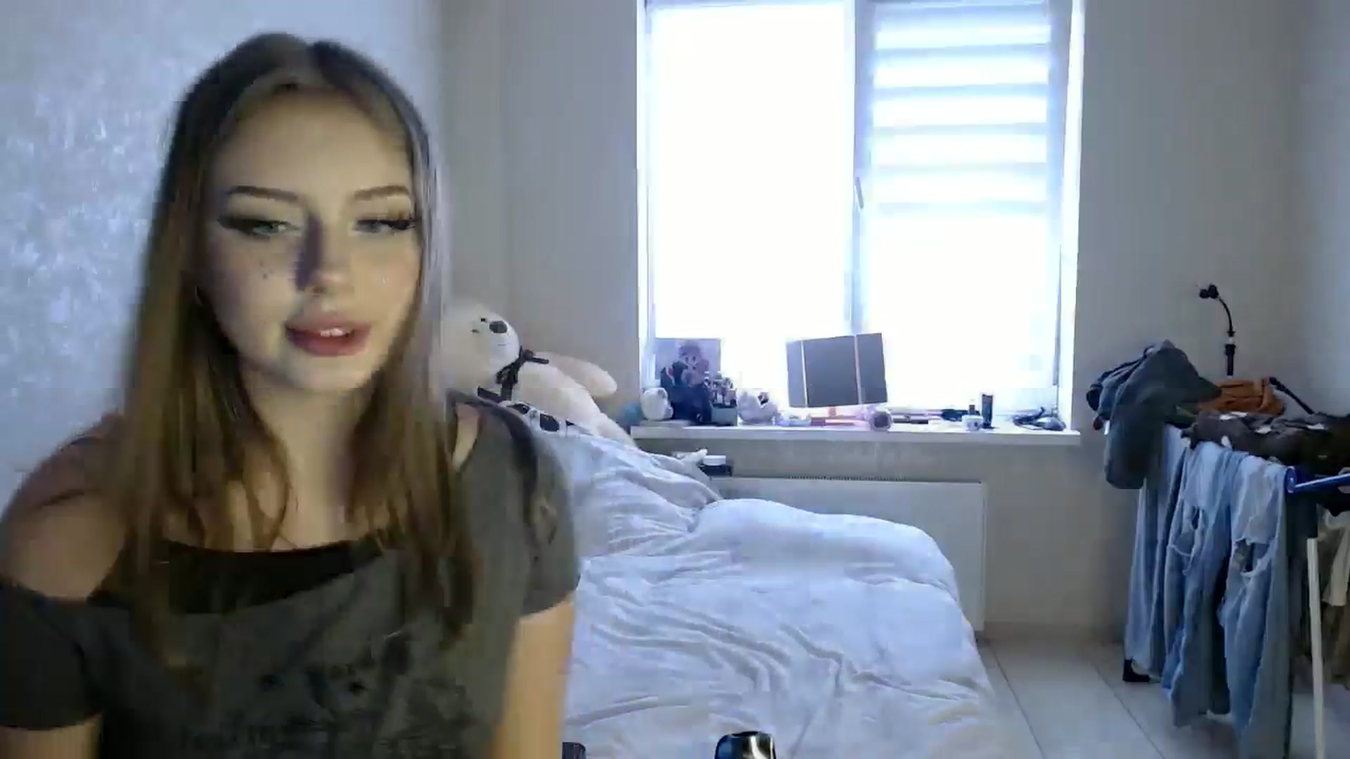 Gallery image thumbnail from YaeMiko's myfreecams stream on, 03/28/2026, 13:58 image 16 of 20
