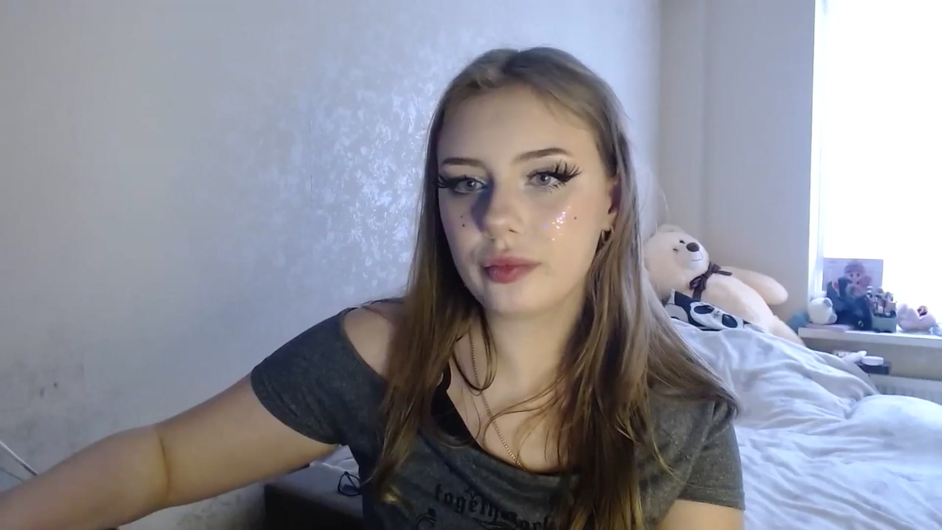Gallery image thumbnail from YaeMiko's myfreecams stream on, 03/28/2026, 13:58 image 14 of 20