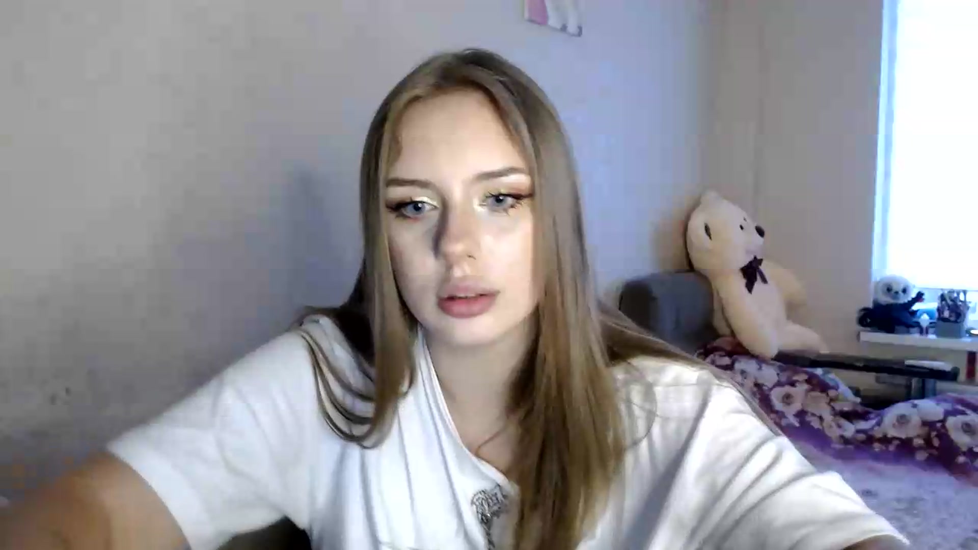 Gallery image thumbnail from YaeMiko's myfreecams stream on, 06/25/2026, 17:58 image 16 of 20