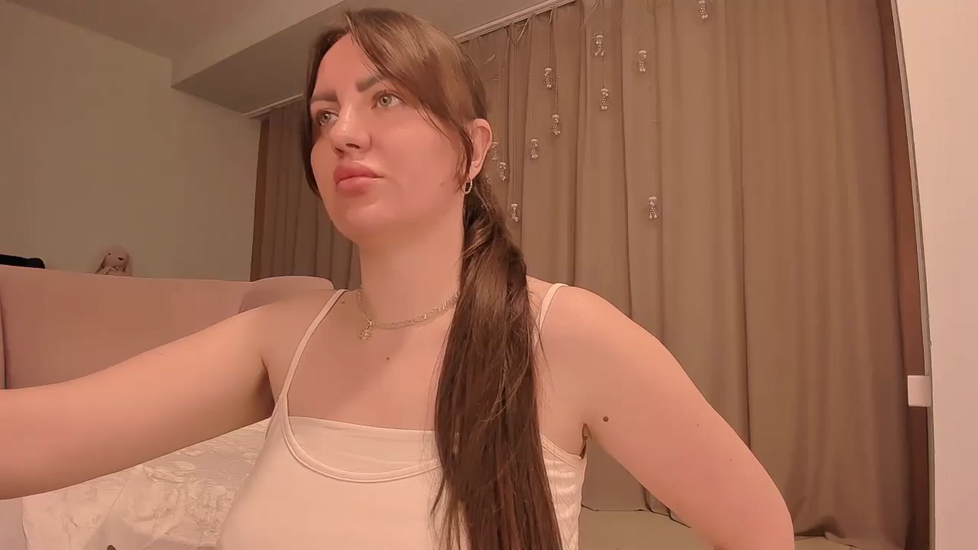 Gallery image thumbnail from YalaTerryy's myfreecams stream on, 06/16/2024, 12:33 image 3 of 20
