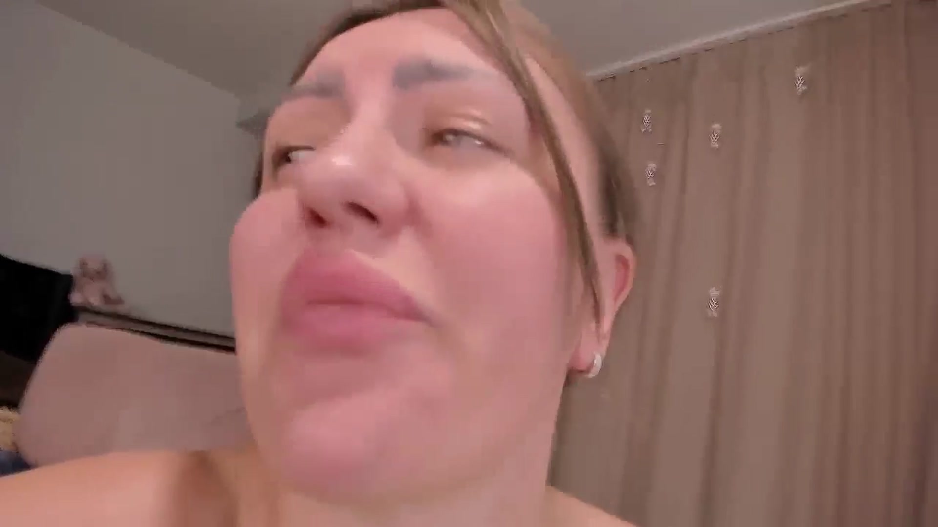 Gallery image thumbnail from YalaTerryy's myfreecams stream on, 11/05/2024, 10:11 image 20 of 20