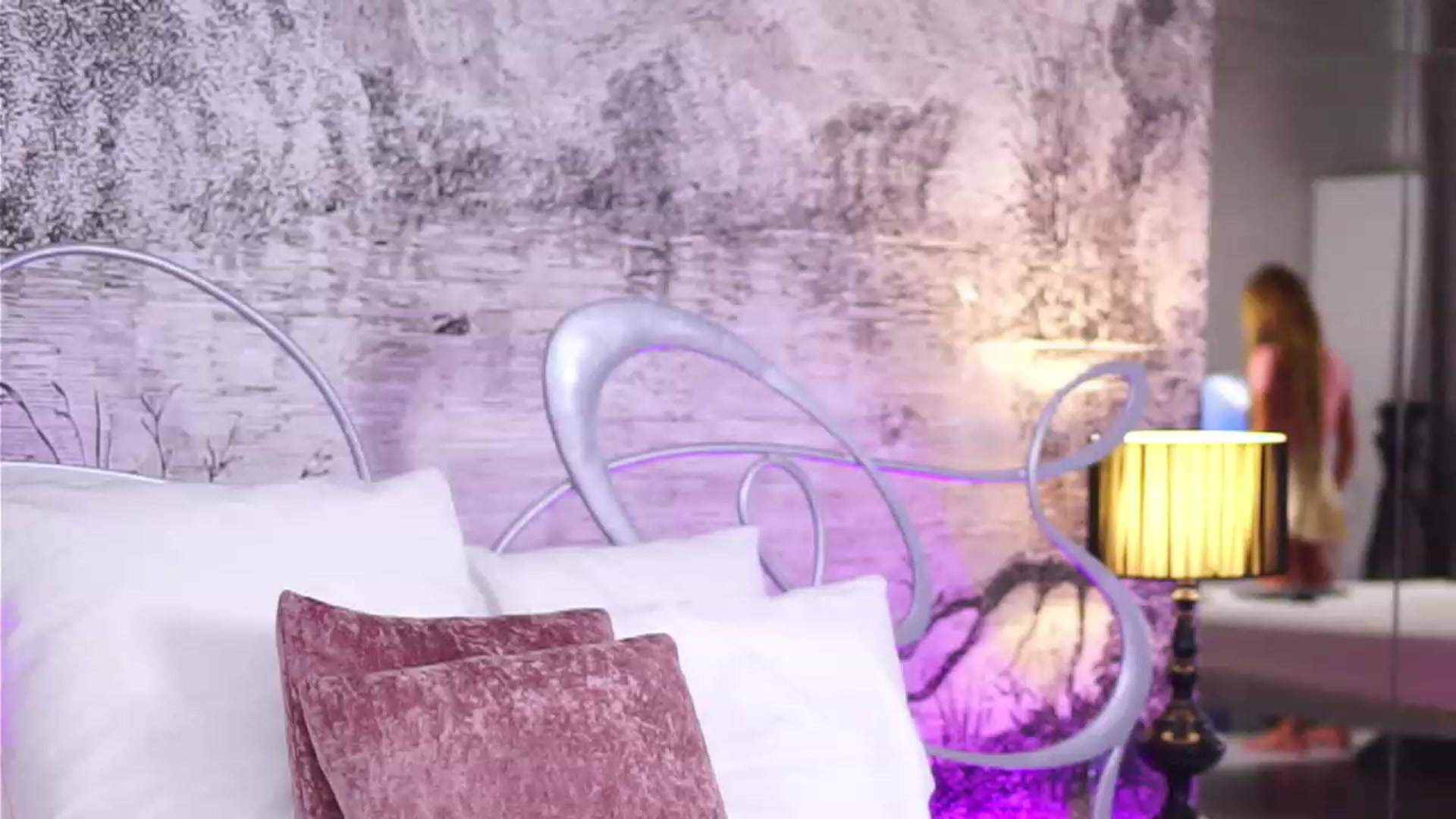 Gallery image thumbnail from YamiraKim's myfreecams stream on, 02/06/2023, 19:34 image 12 of 20