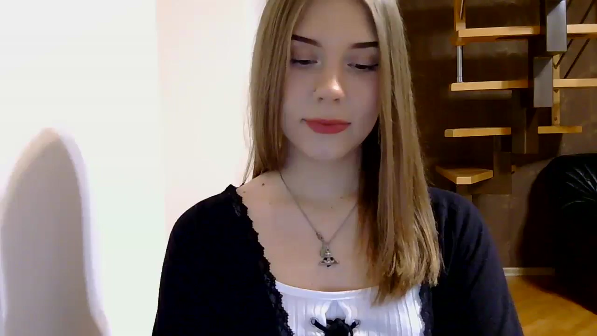 Gallery image thumbnail from YanaMeoww's myfreecams stream on, 03/31/2026, 17:50 image 19 of 20