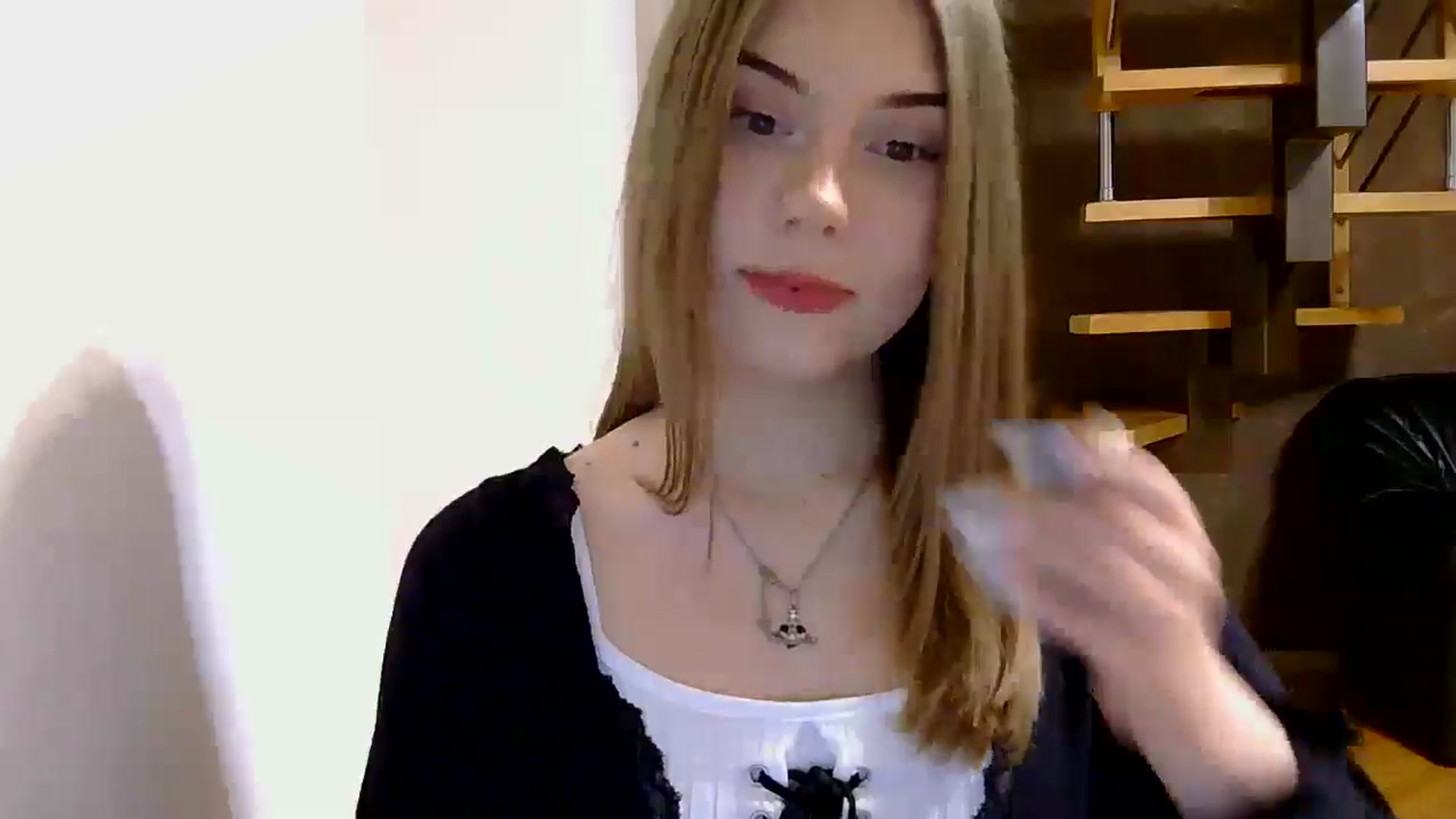 Gallery image thumbnail from YanaMeoww's myfreecams stream on, 03/31/2026, 17:50 image 15 of 20