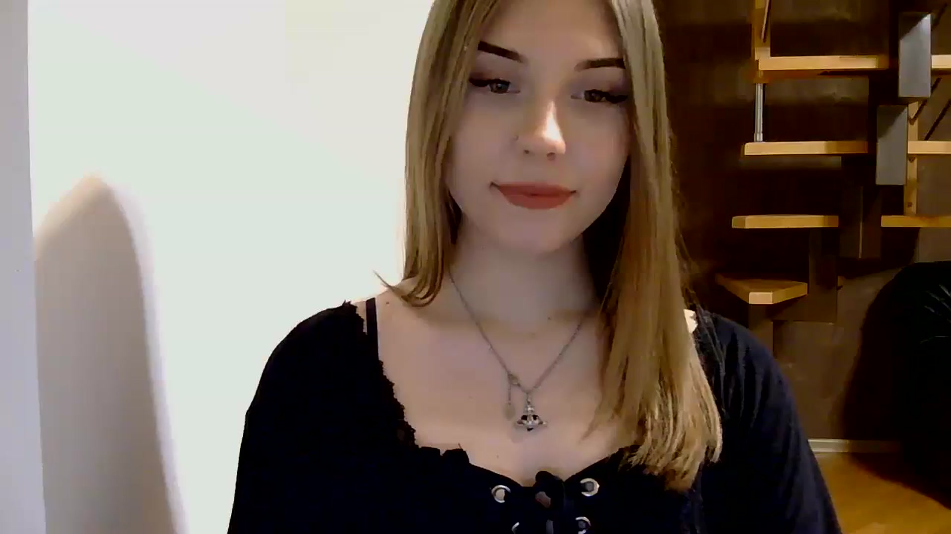 Gallery image thumbnail from YanaMeoww's myfreecams stream on, 04/06/2026, 18:47 image 13 of 20