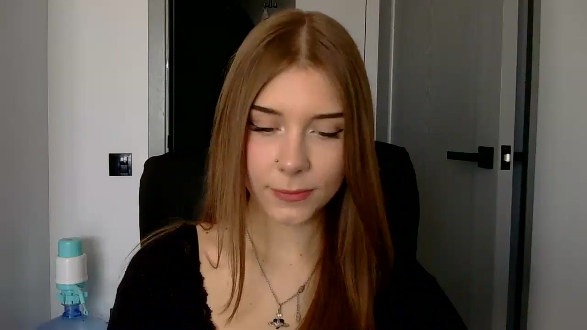 Gallery image thumbnail from YanaMeoww's myfreecams stream on, 04/17/2026, 11:14 image 6 of 20