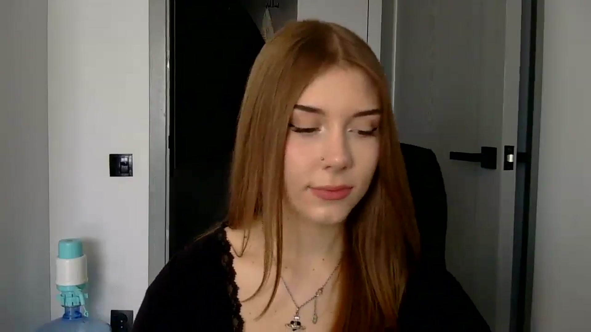 Gallery image thumbnail from YanaMeoww's myfreecams stream on, 04/17/2026, 11:14 image 17 of 20