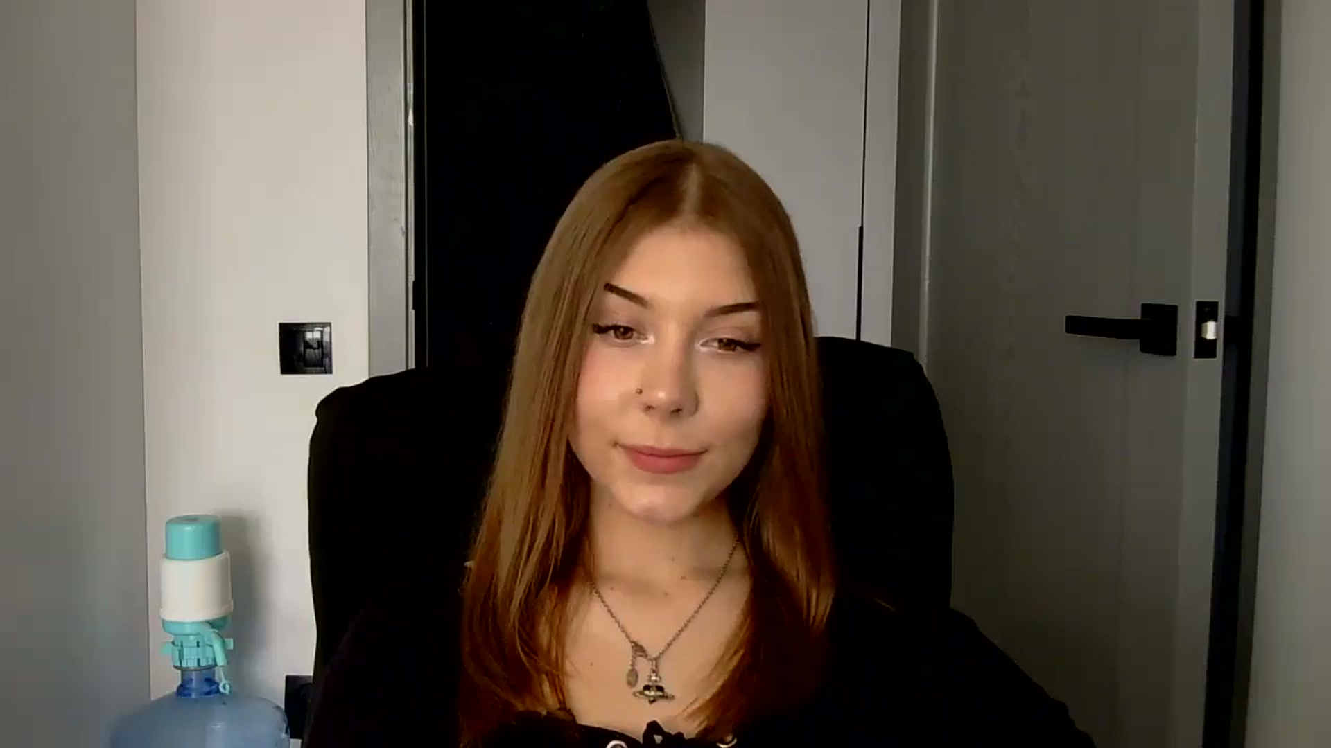 Gallery image thumbnail from YanaMeoww's myfreecams stream on, 04/19/2026, 14:08 image 18 of 20