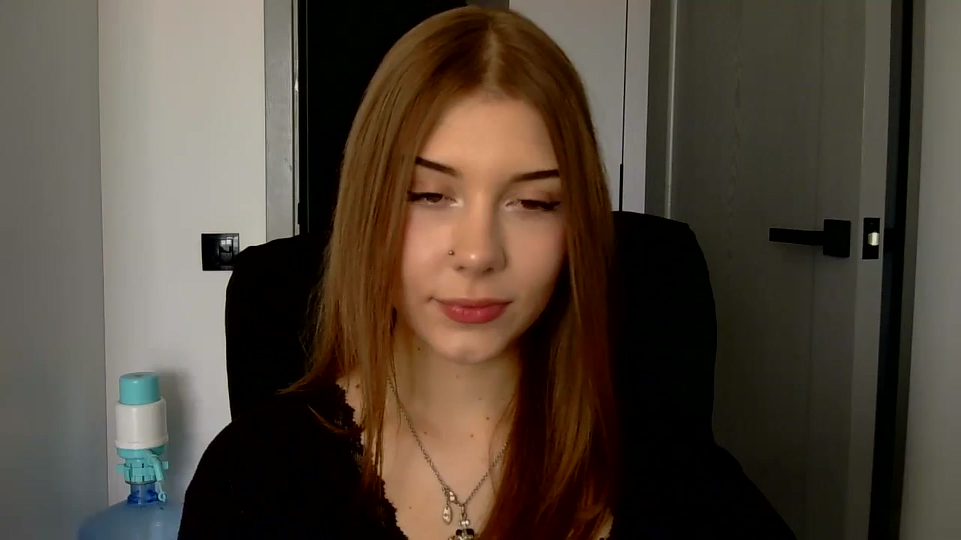 Gallery image thumbnail from YanaMeoww's myfreecams stream on, 04/19/2026, 14:08 image 3 of 20