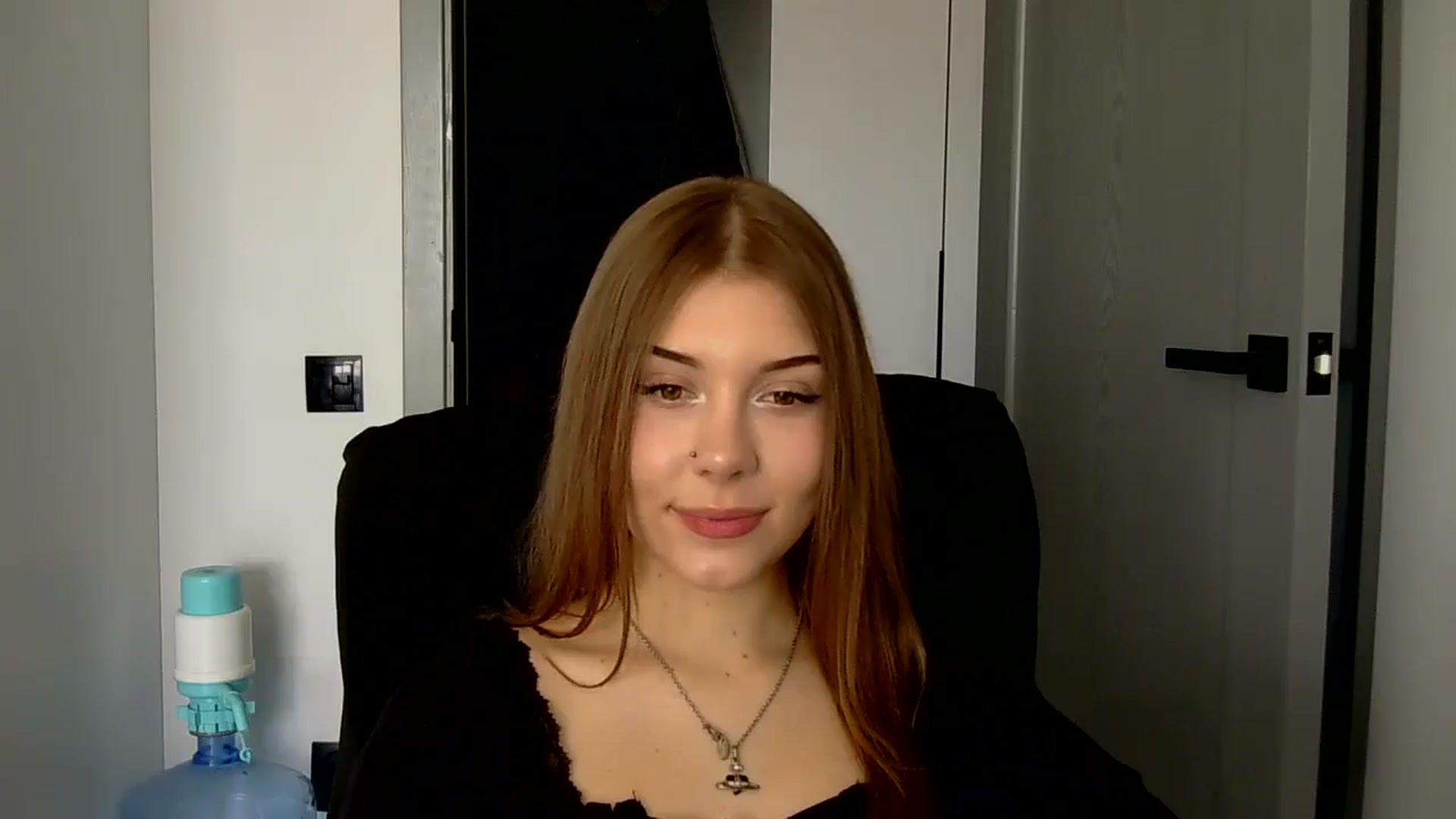 Gallery image thumbnail from YanaMeoww's myfreecams stream on, 04/19/2026, 14:08 image 14 of 20