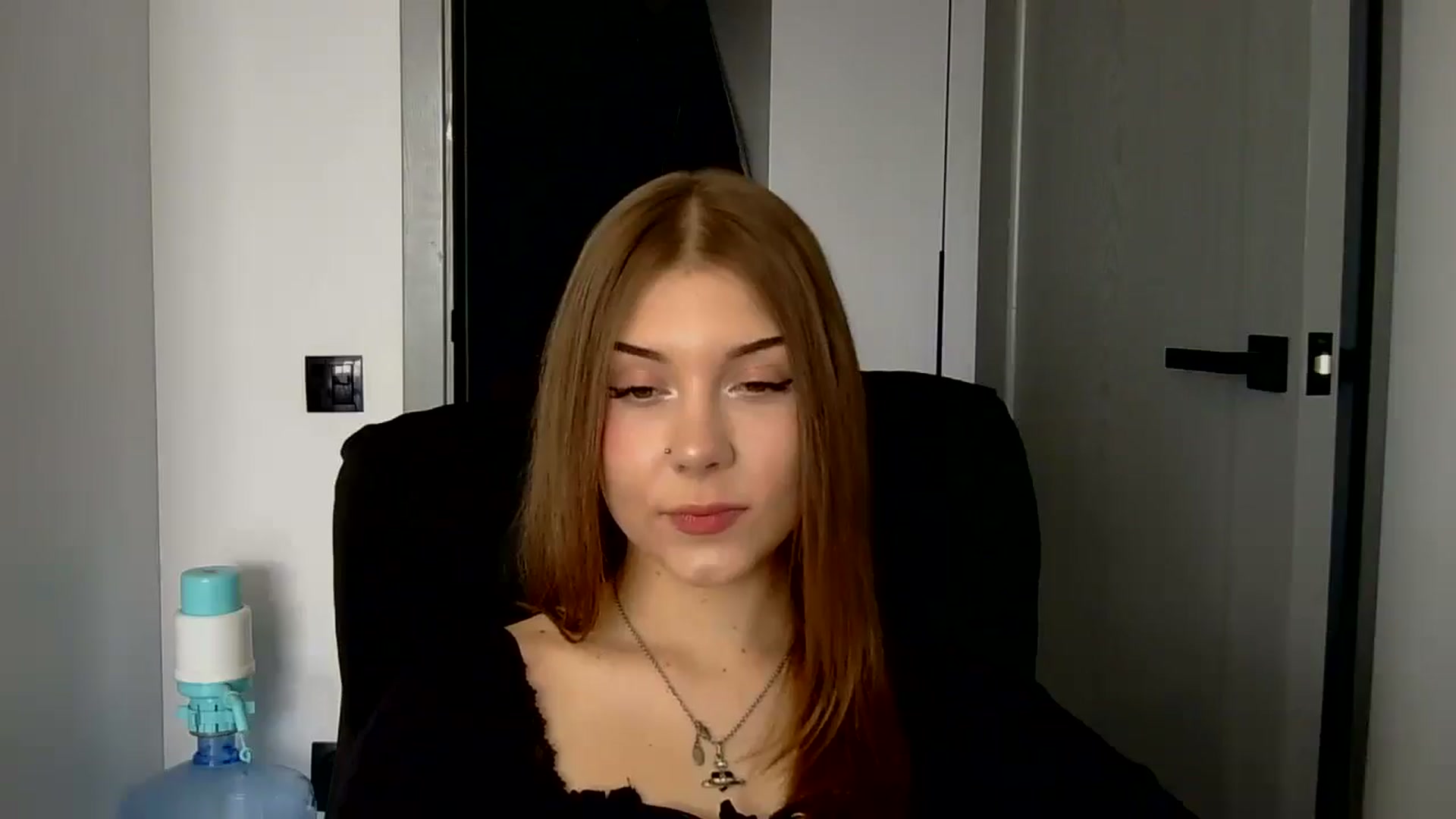 Gallery image thumbnail from YanaMeoww's myfreecams stream on, 04/19/2026, 14:08 image 15 of 20